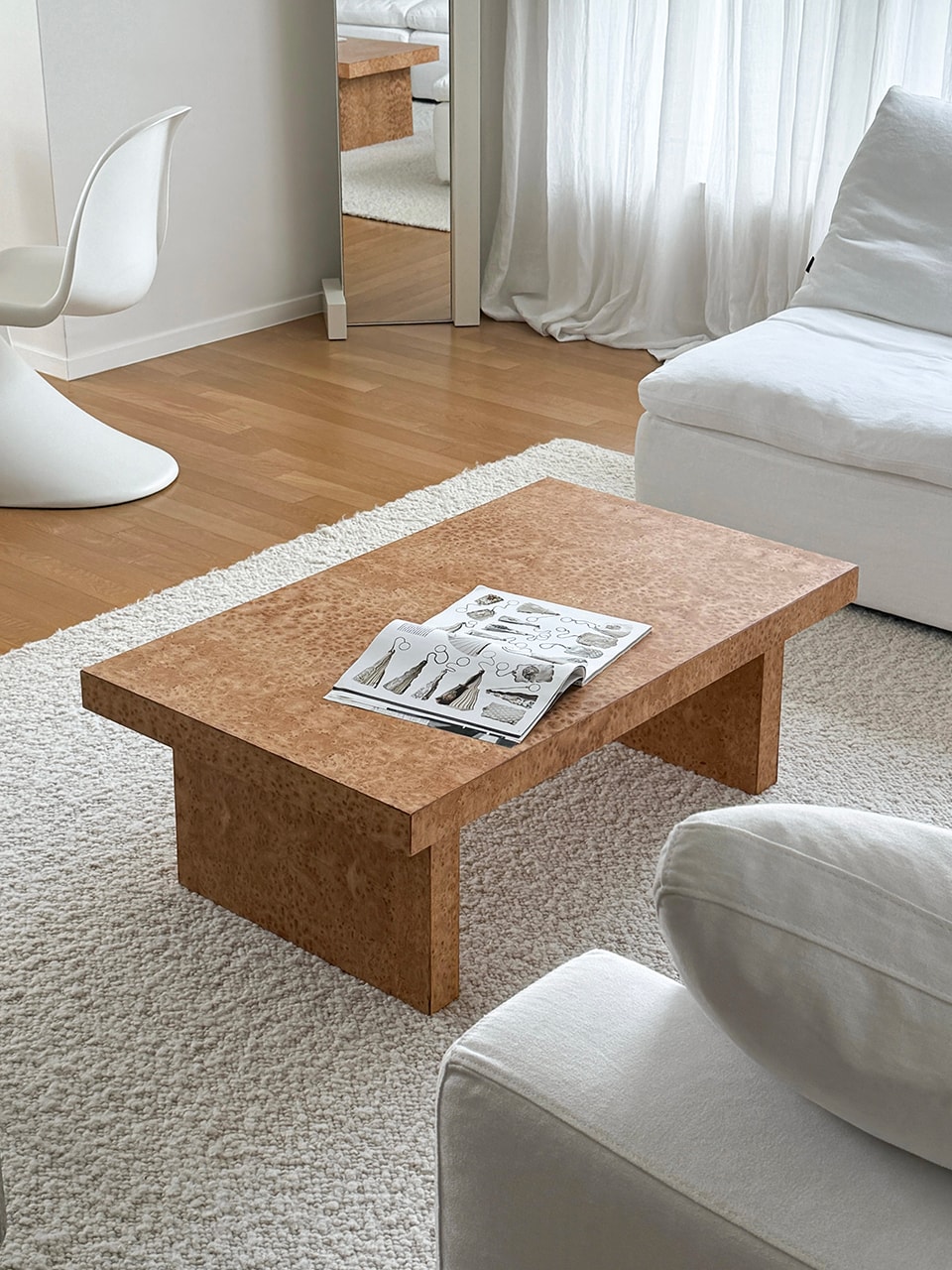 Briar burl wood sofa table (브리어 벌우드 소파 테이블)