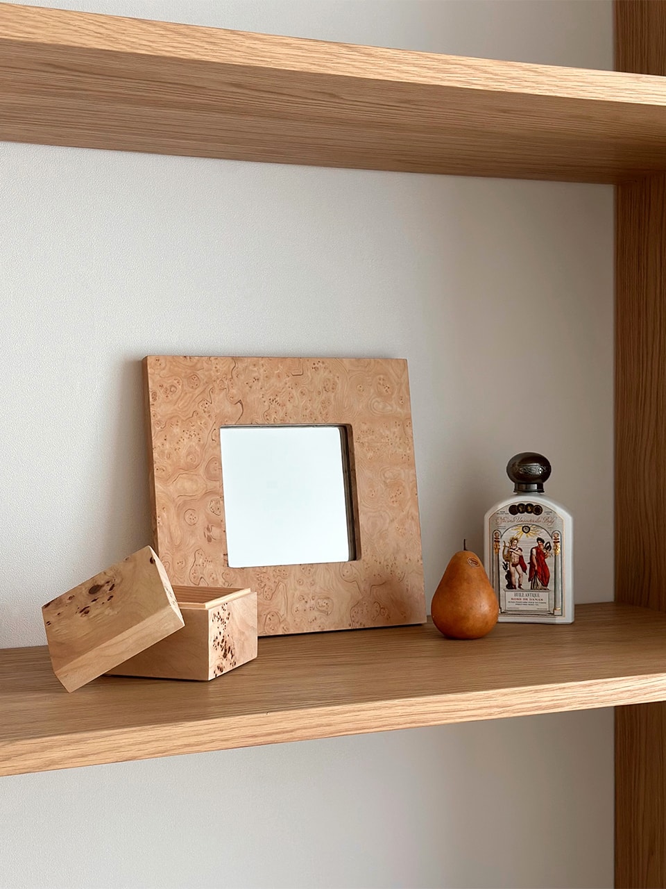 Briar burl wood mirror (브리어 벌우드 미러)