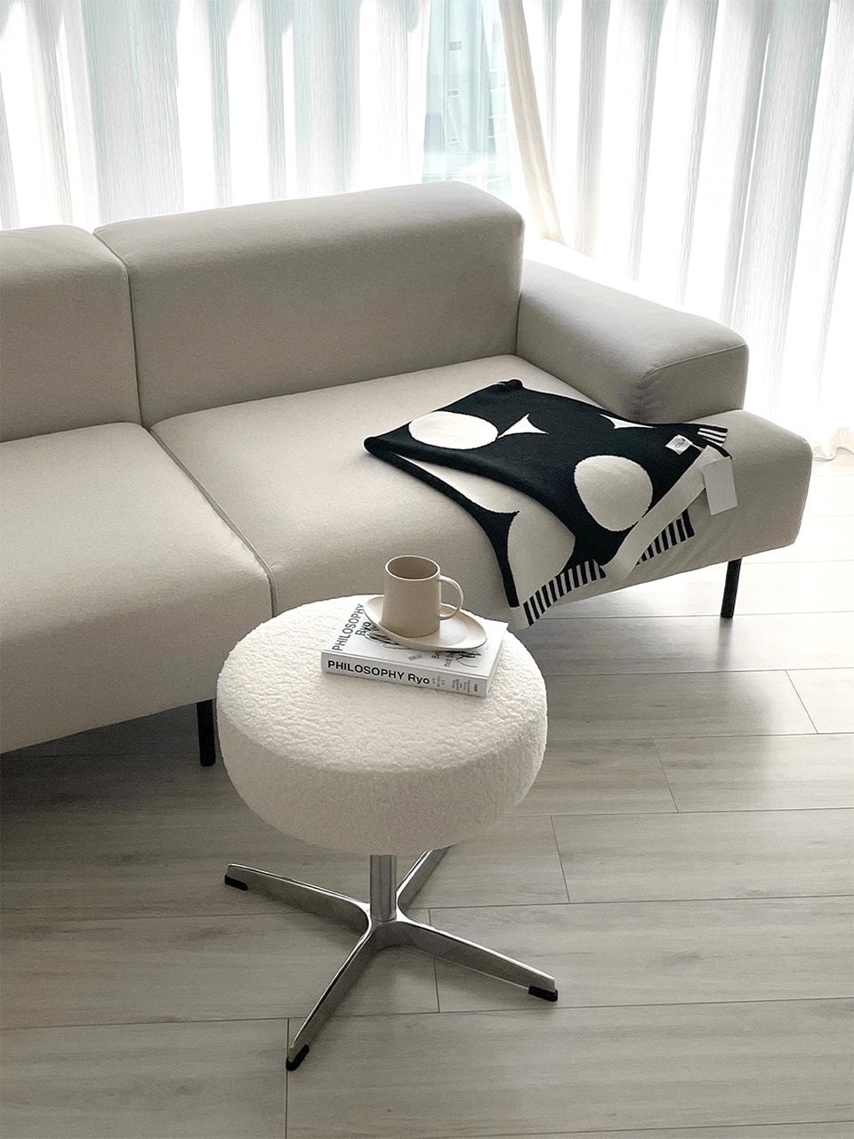 Meringue fabric stool custom cover (머랭 패브릭 스툴 커스텀 커버)