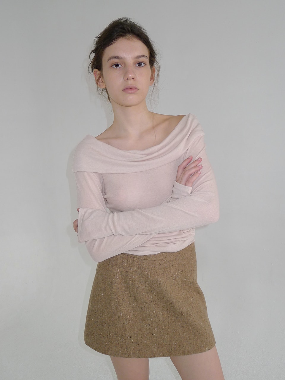 DRAPE OFF-SHOULDER LONG SLEEVE T-SHIRT_2COLOR