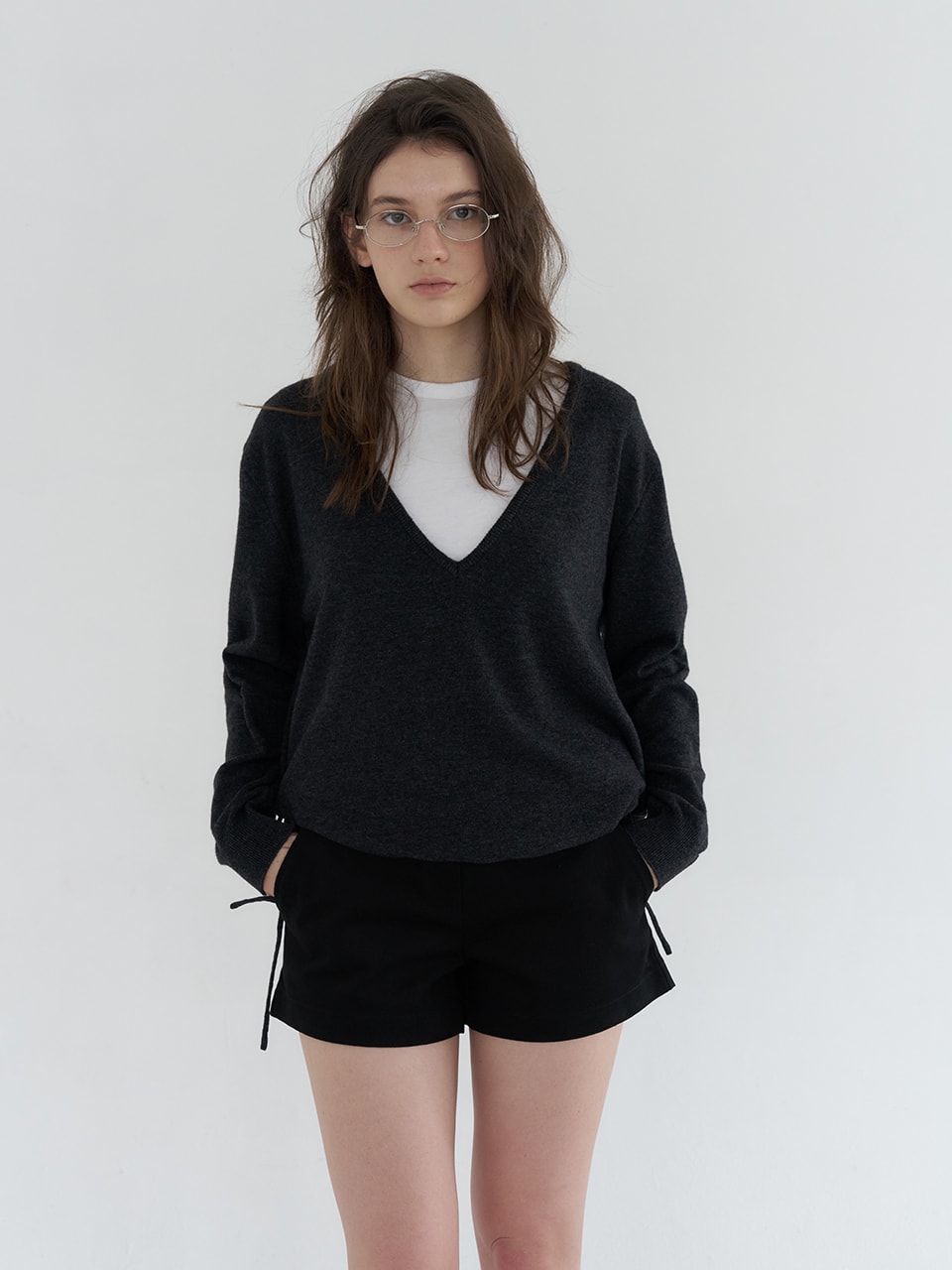 DEEP V-NECK STRING WOOL BLENDED KNIT_CHARCOAL