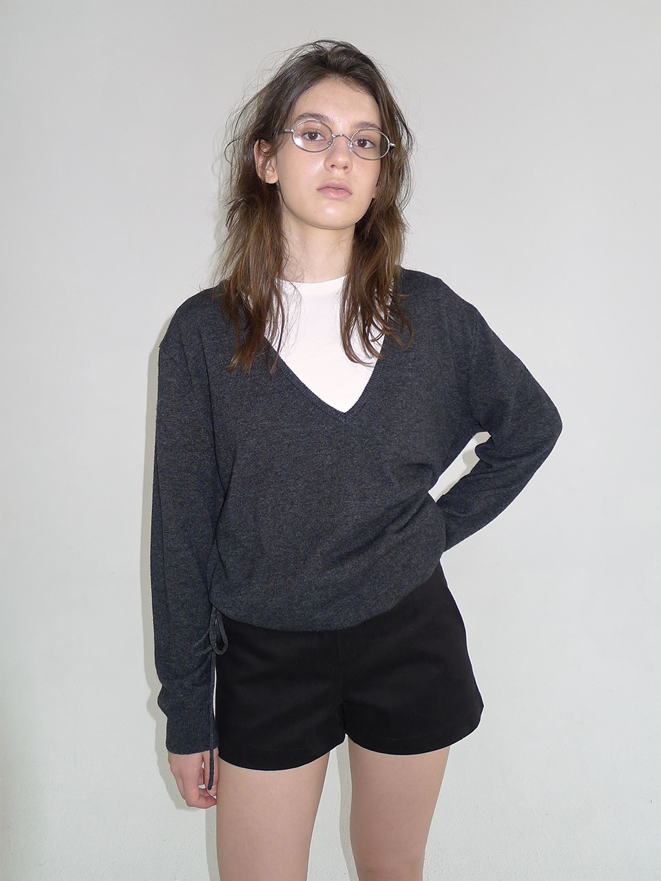 DEEP V-NECK STRING WOOL BLENDED KNIT_CHARCOAL