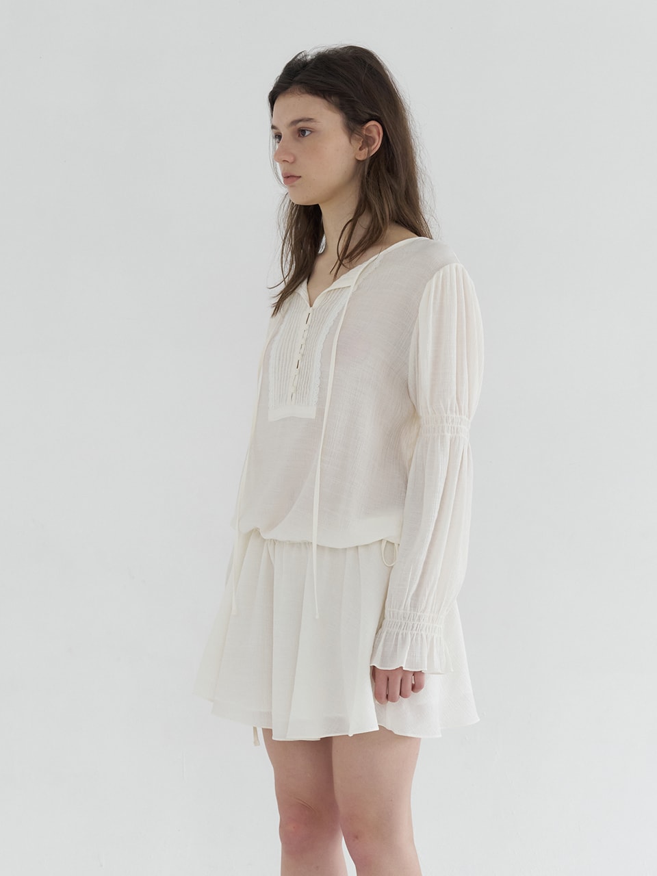 LACE PINTUCK ONEPIECE_IVORY