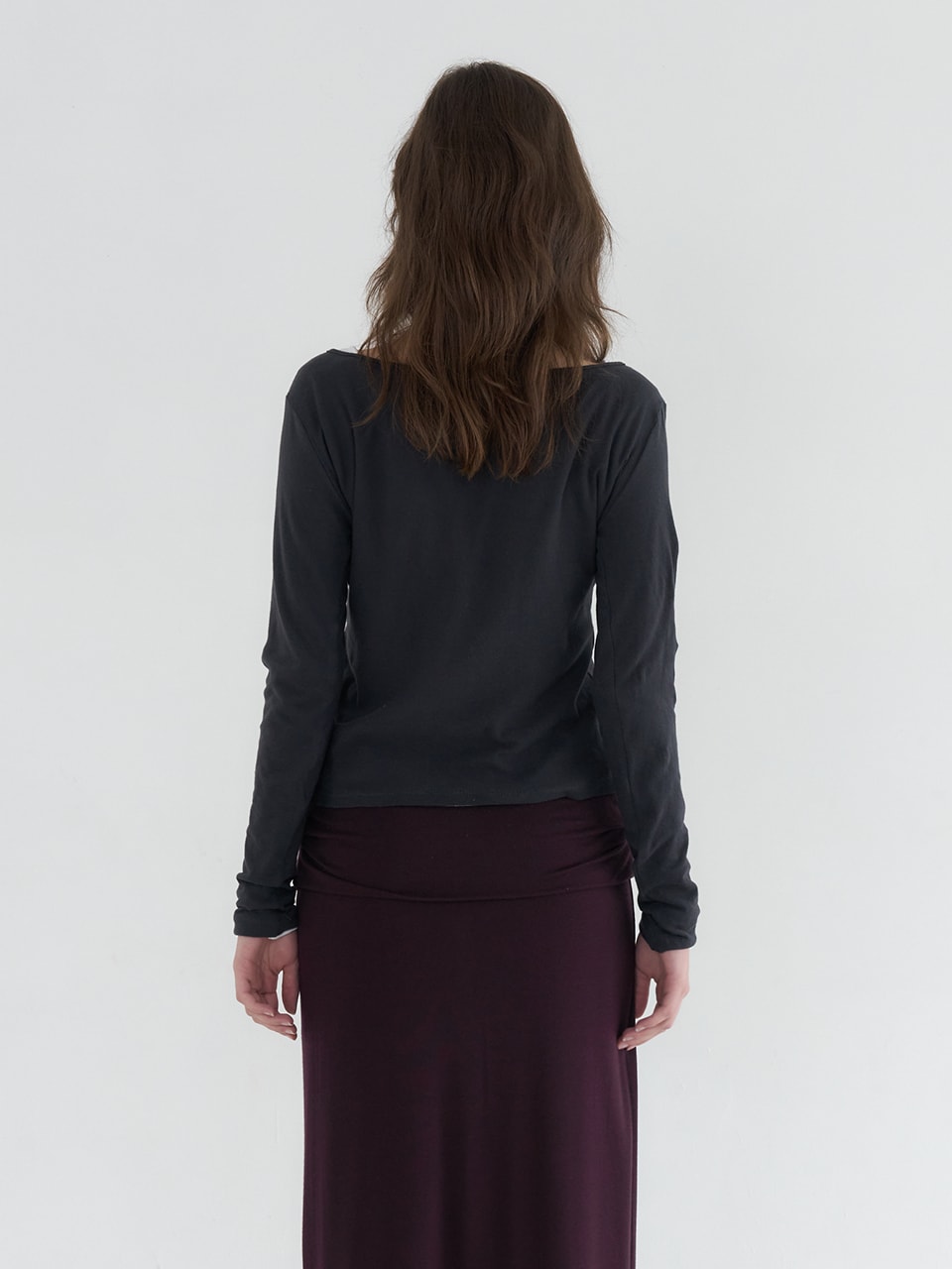 V NECK SOFT LONG SLEEVE T-SHIRT_2COLOR