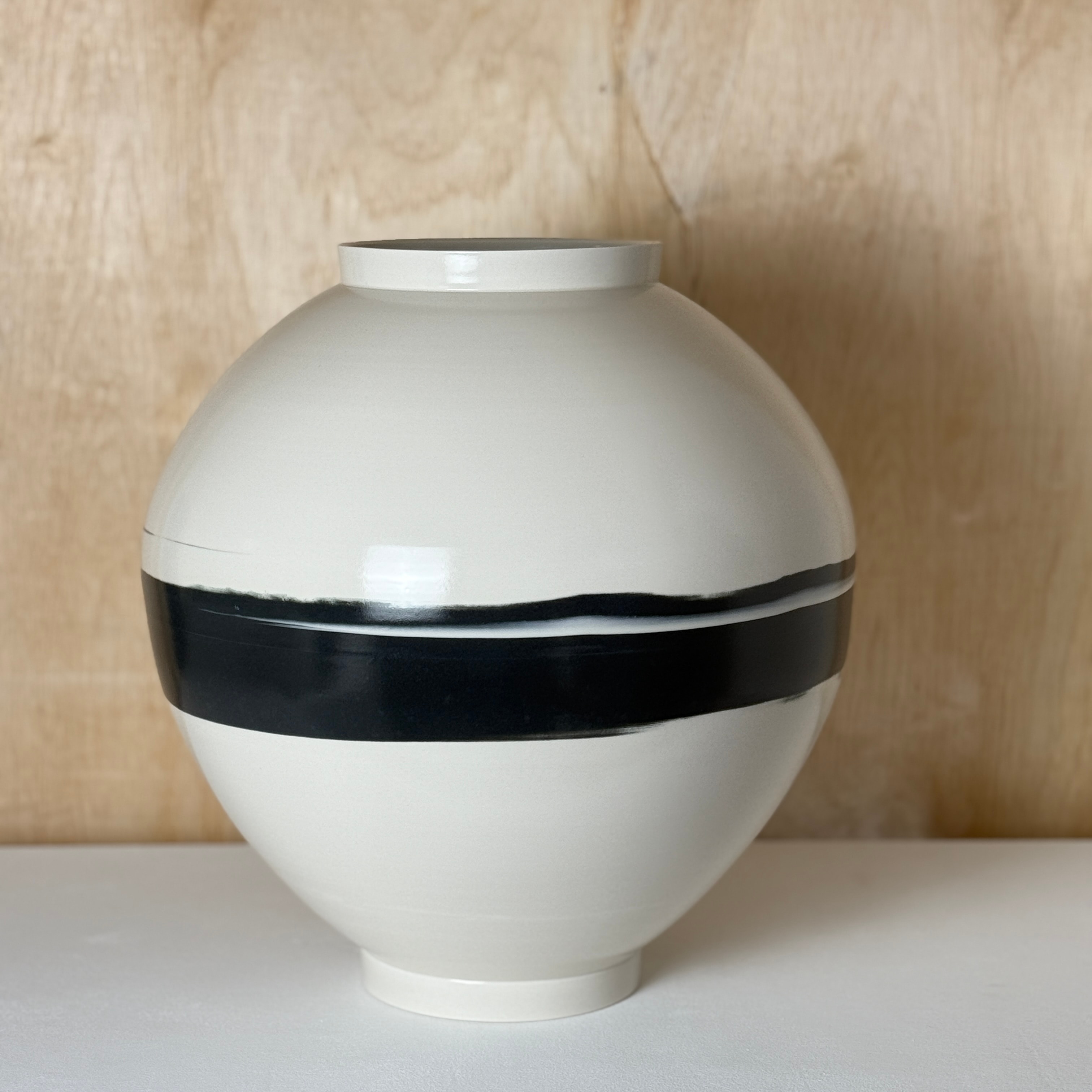 Moon Jar / Black 검정