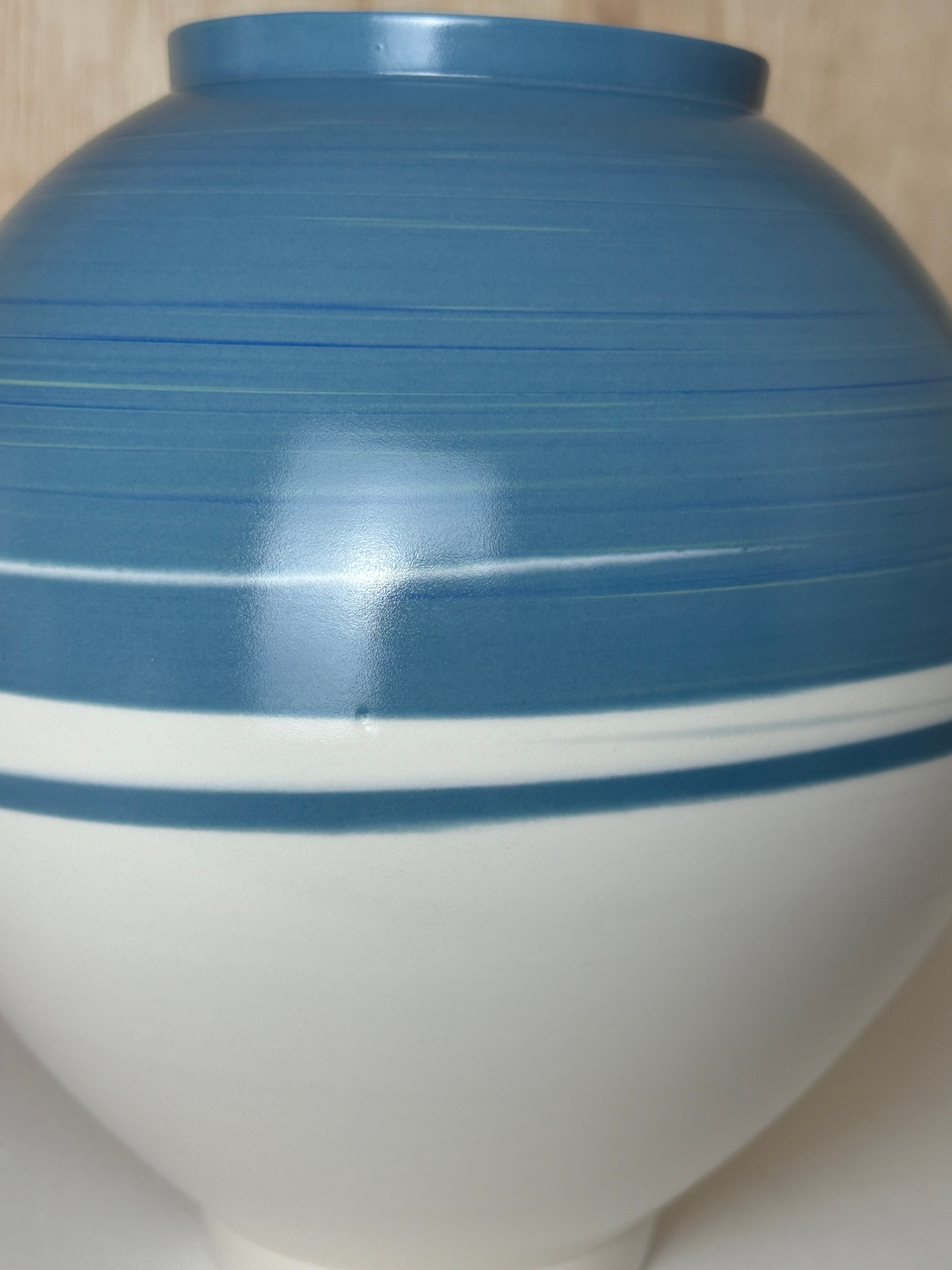 Moon jar