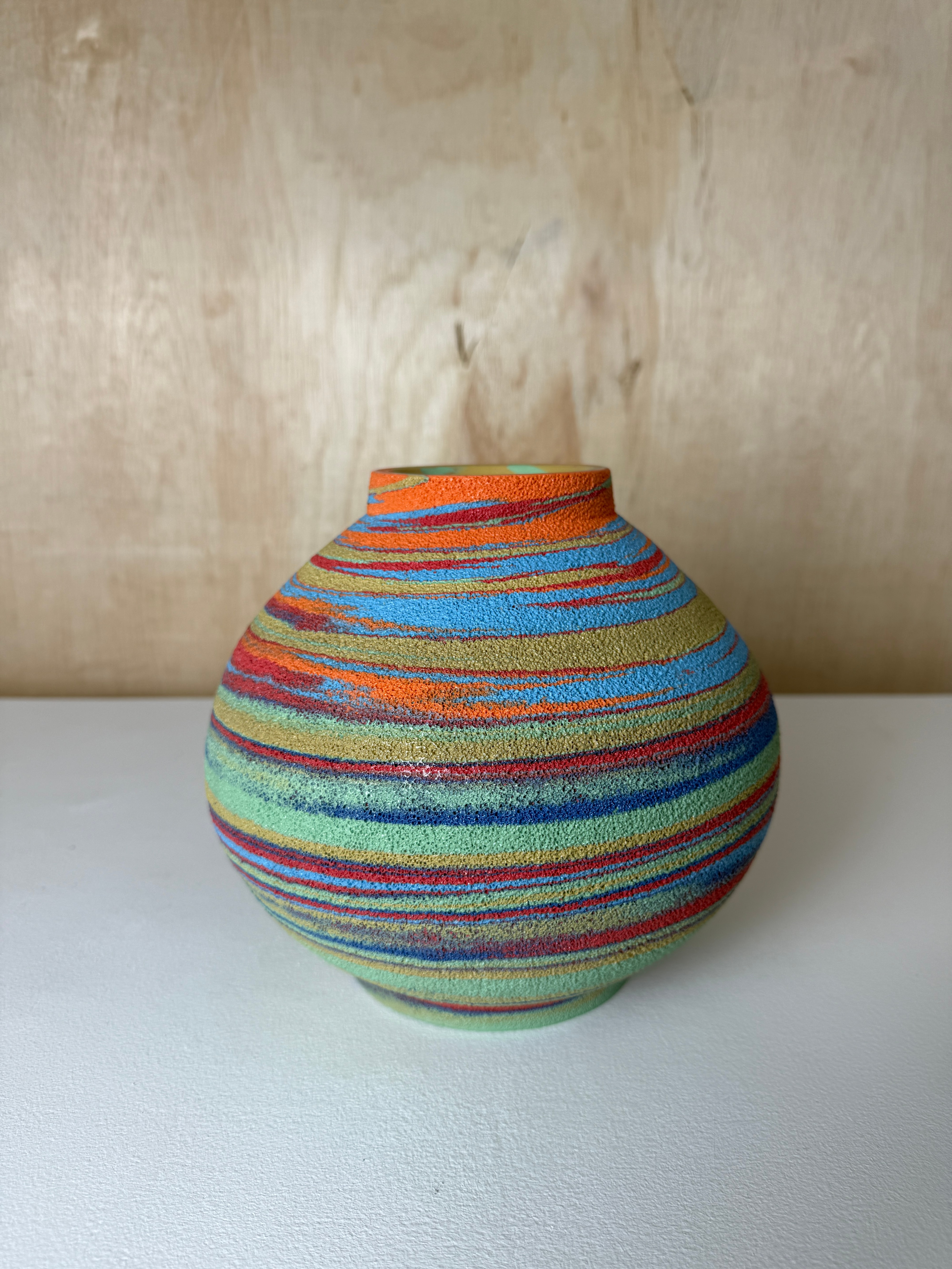 Moon jar