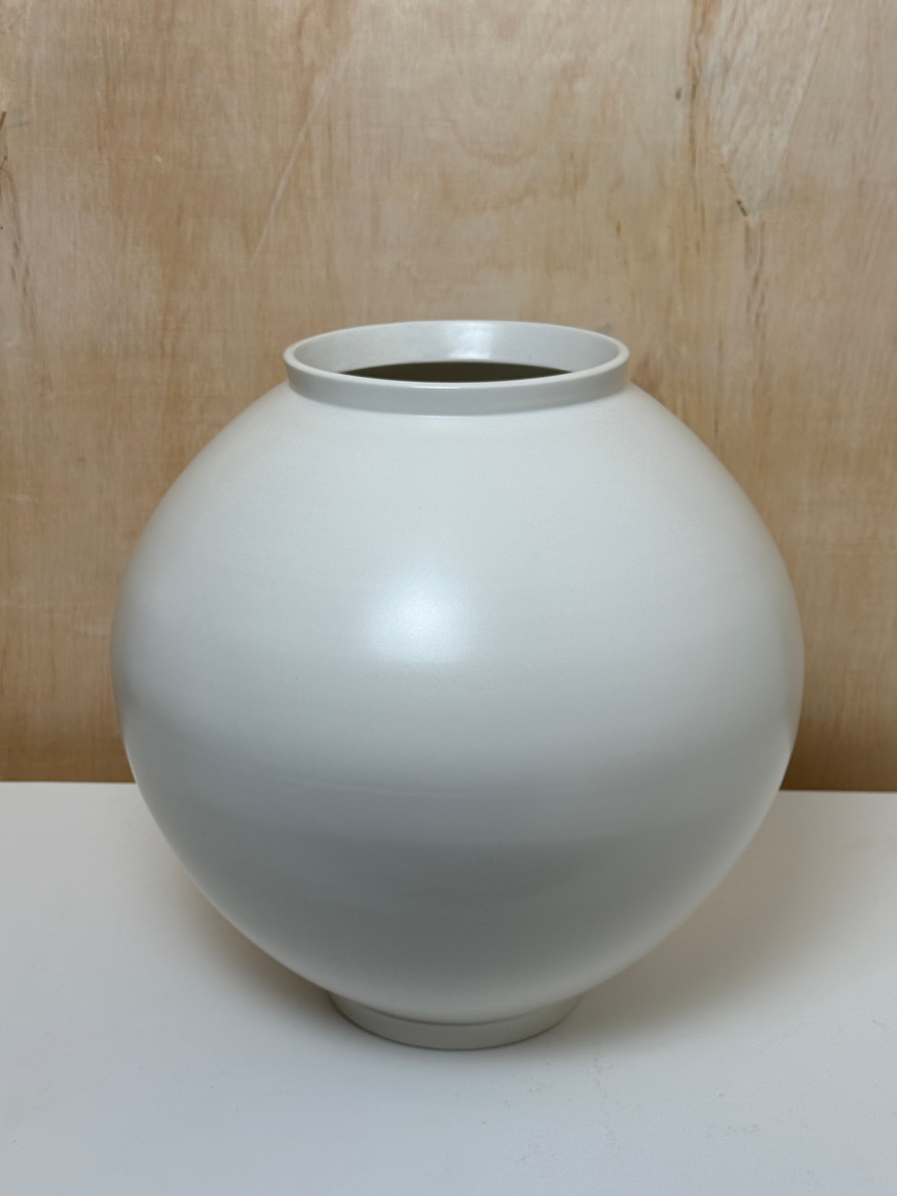 Moon Jar / Matt