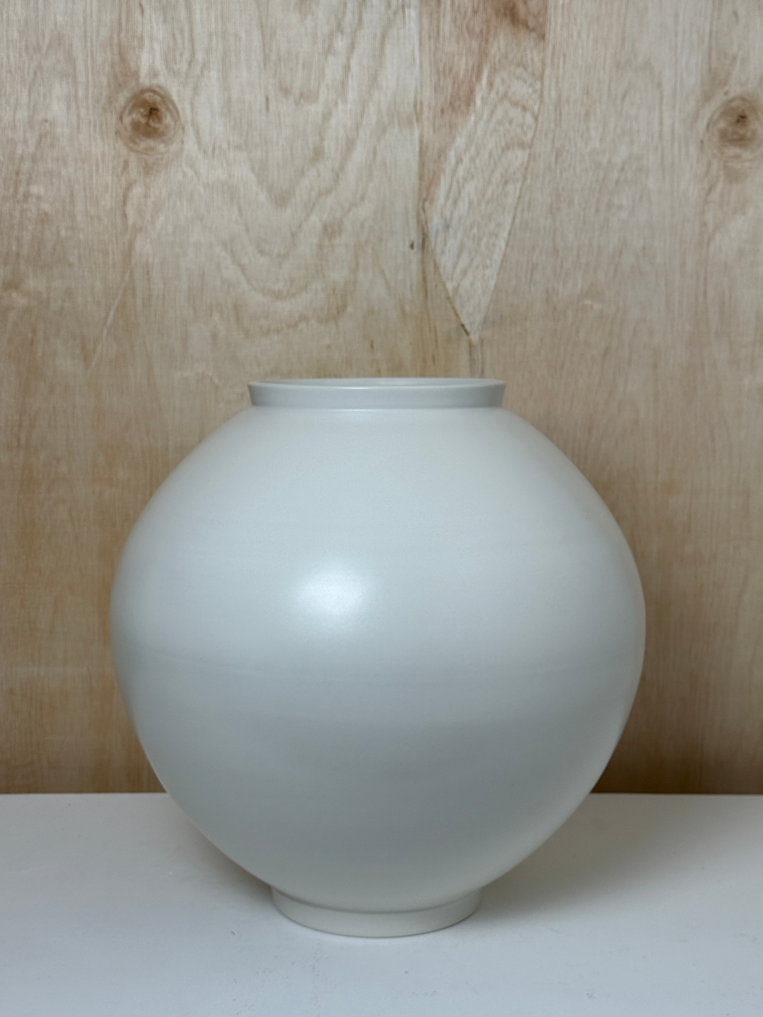 Moon Jar / Matt