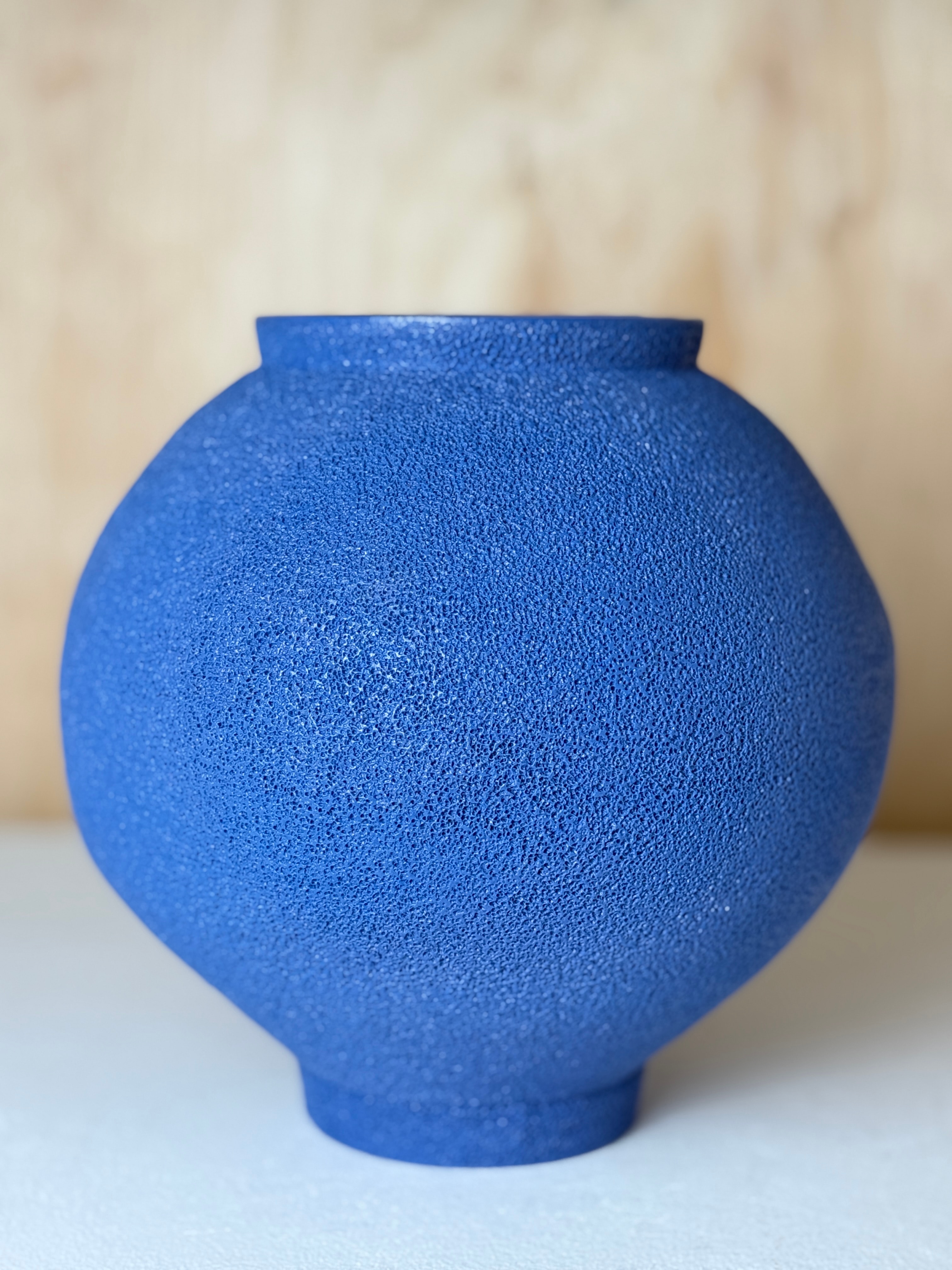 Moon jar