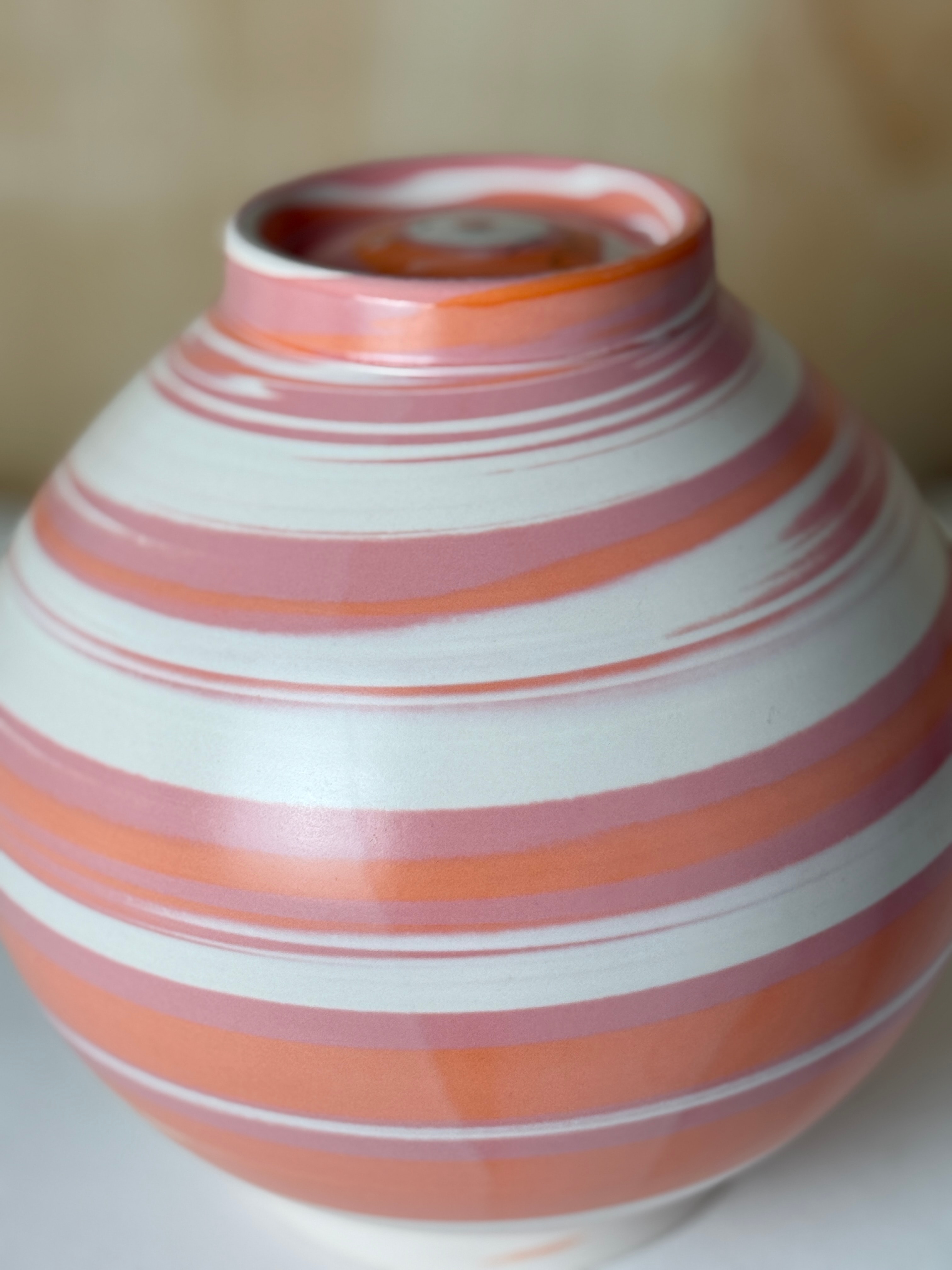 Moon jar