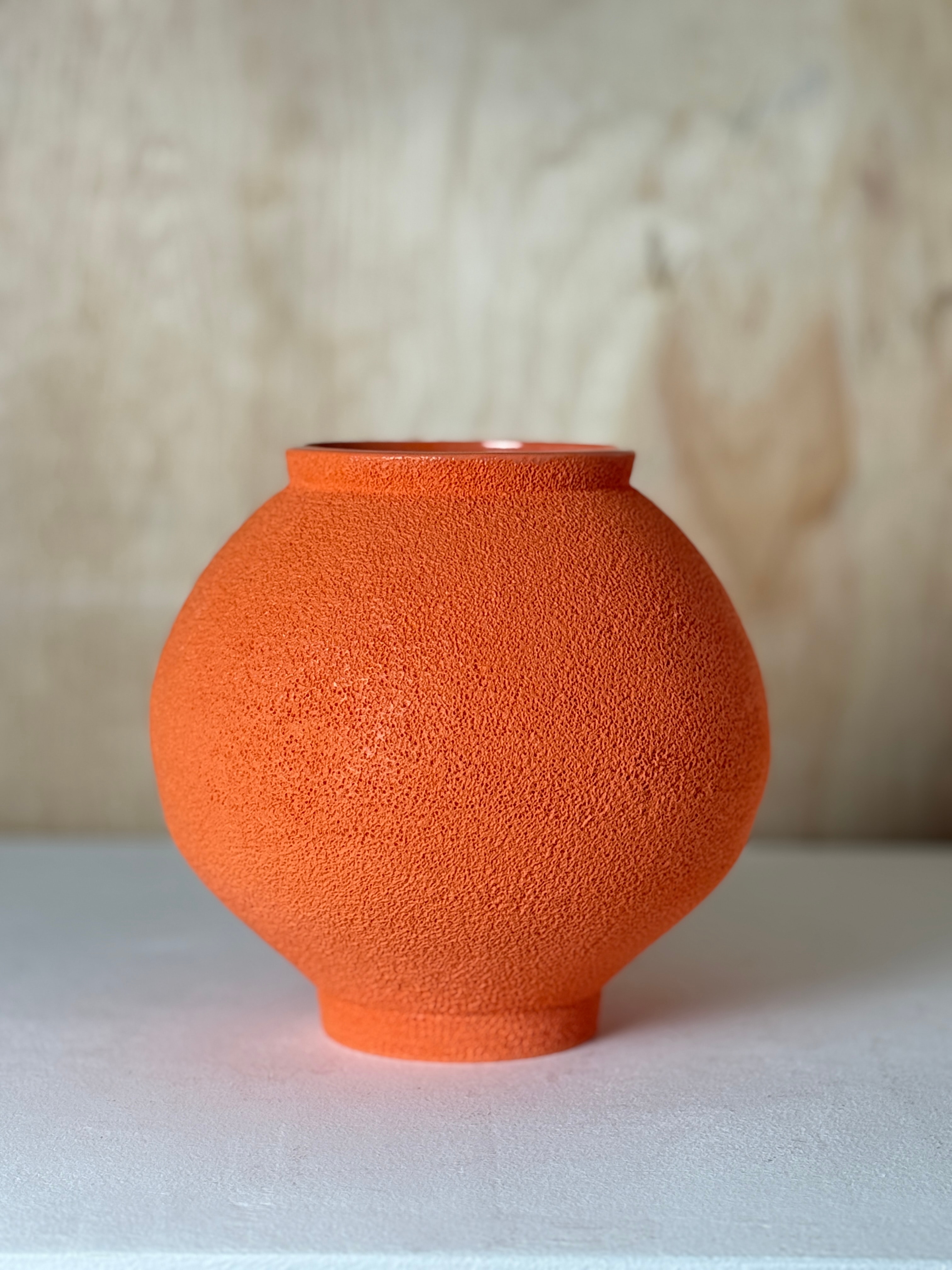 Moon jar