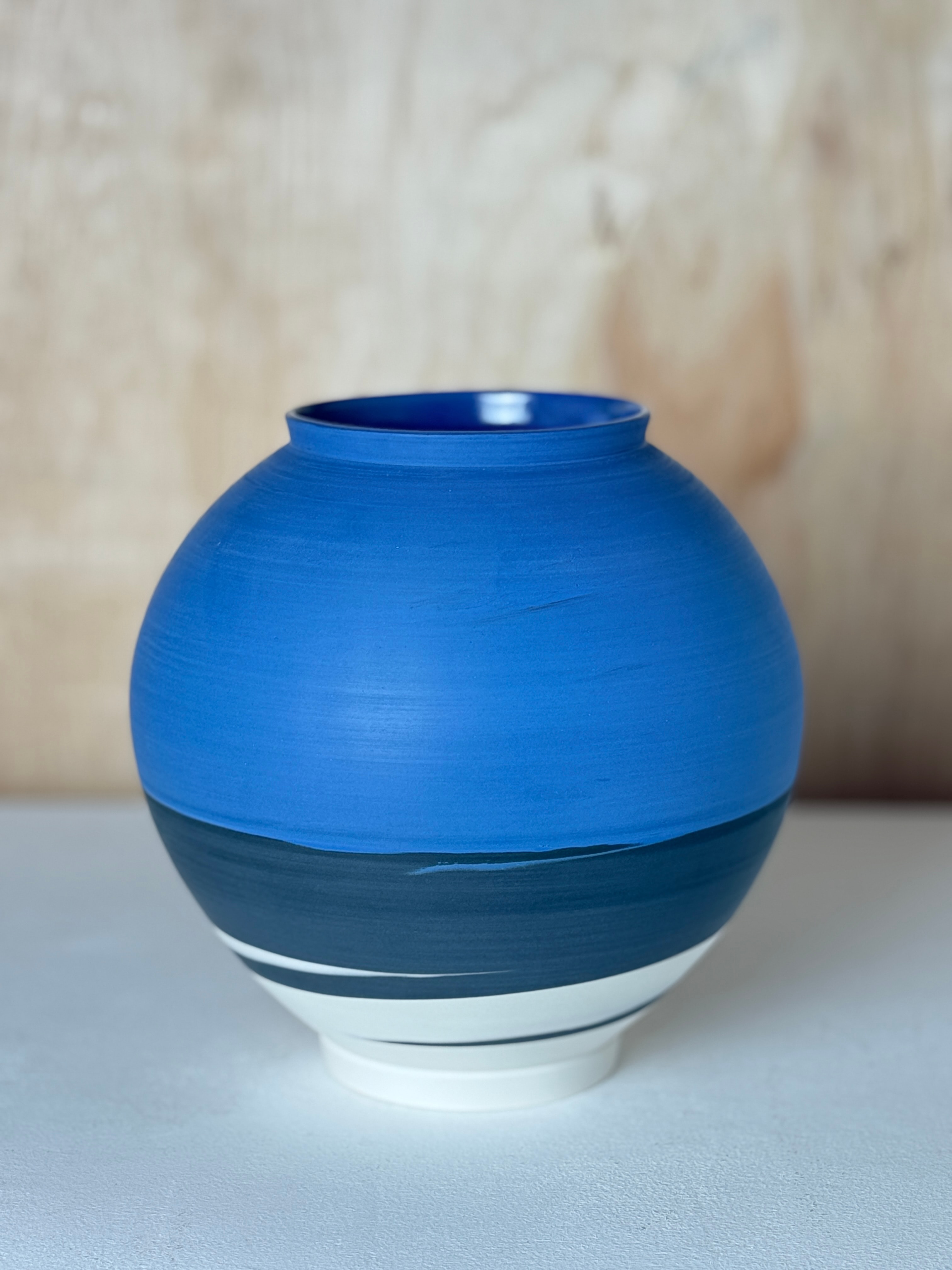 Moon jar
