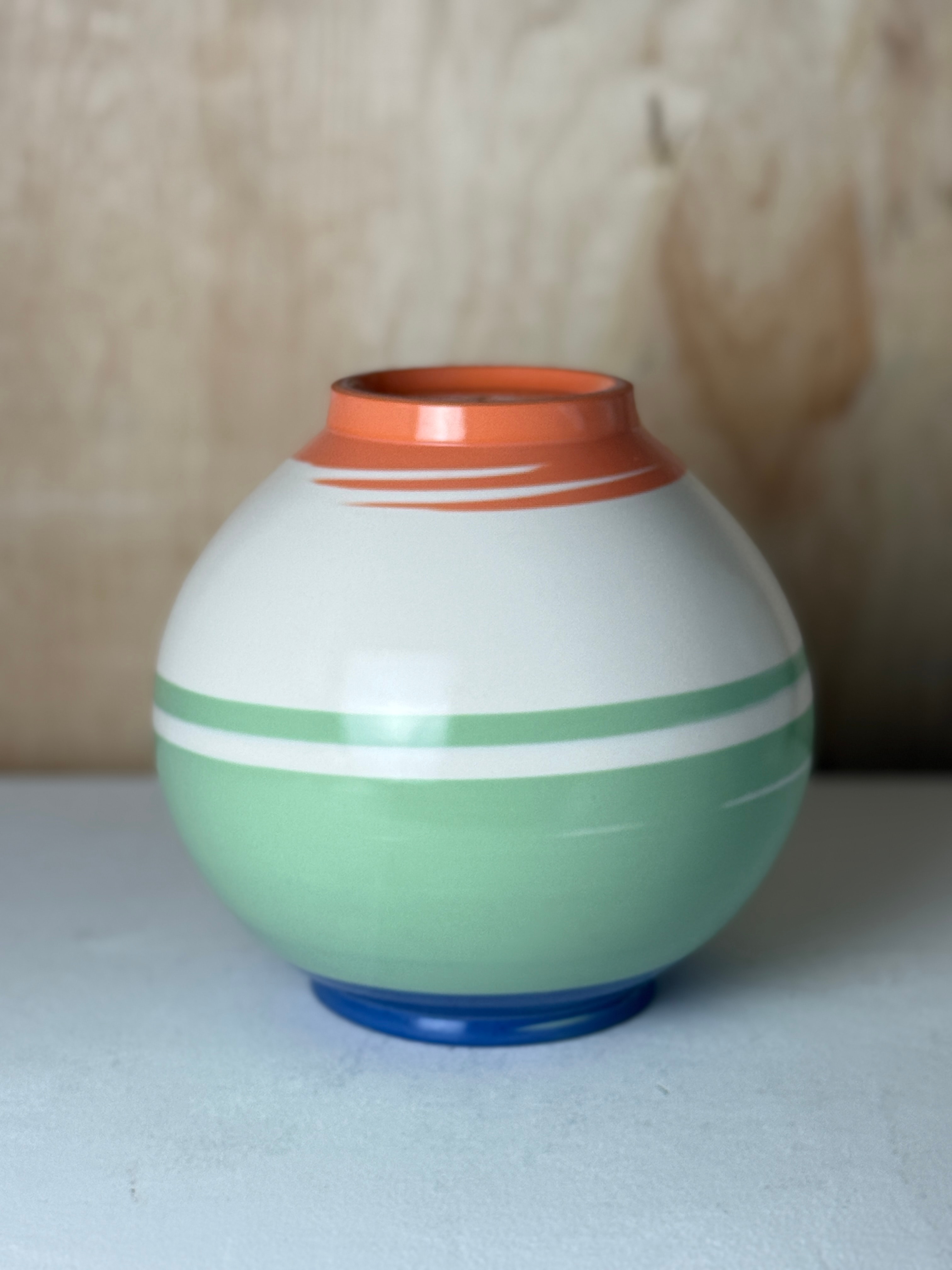 Moon jar