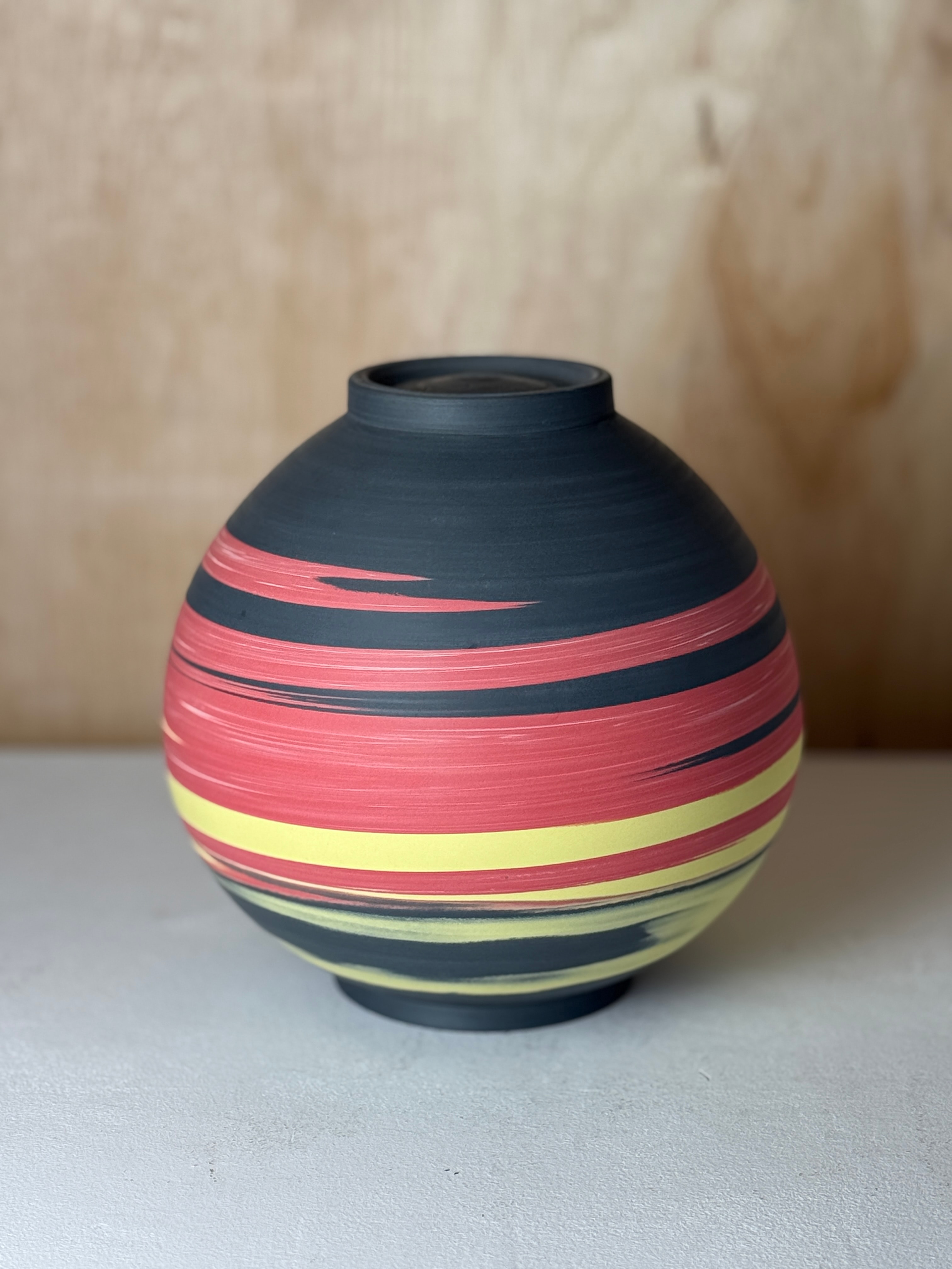Moon jar