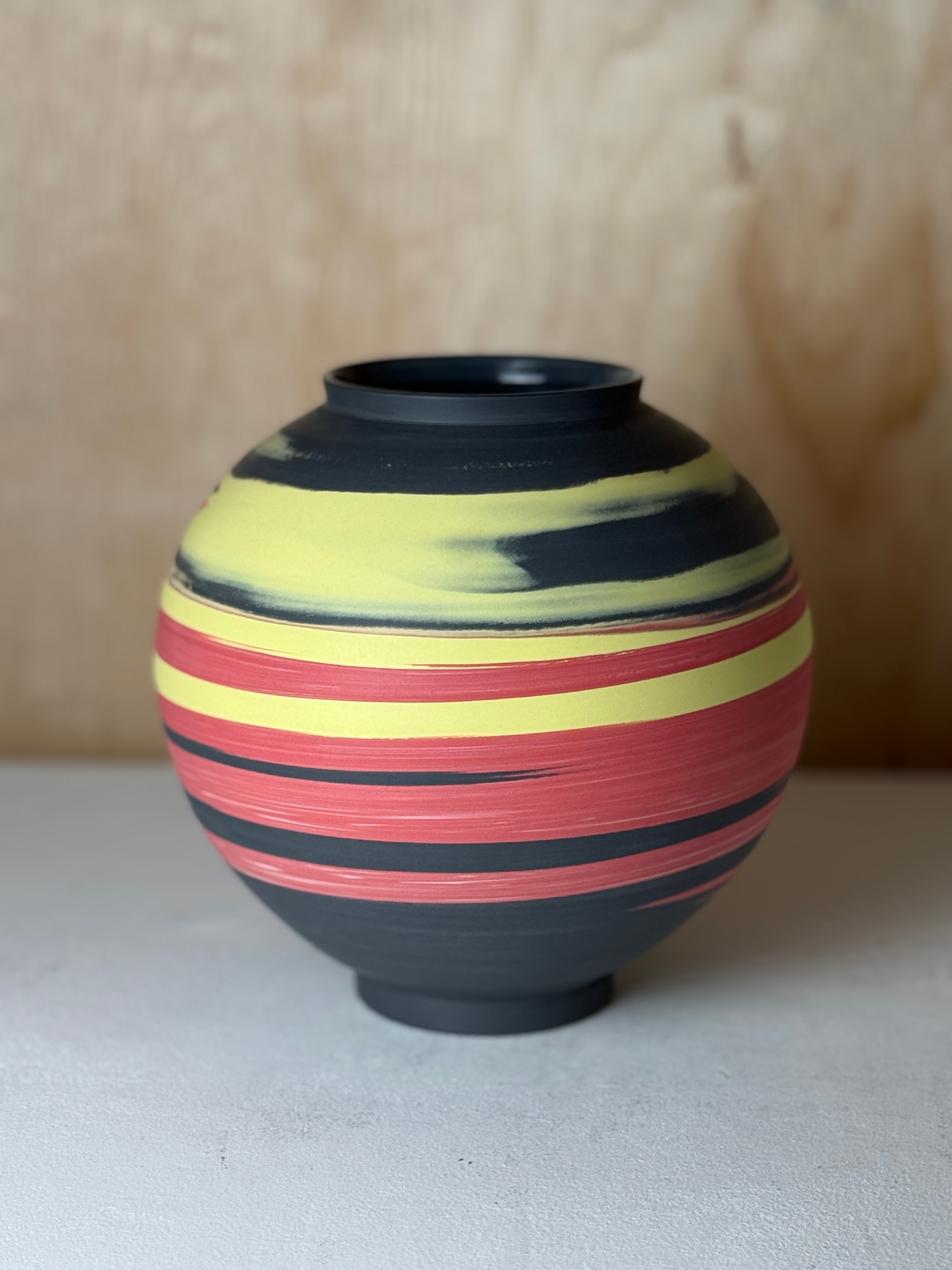 Moon jar