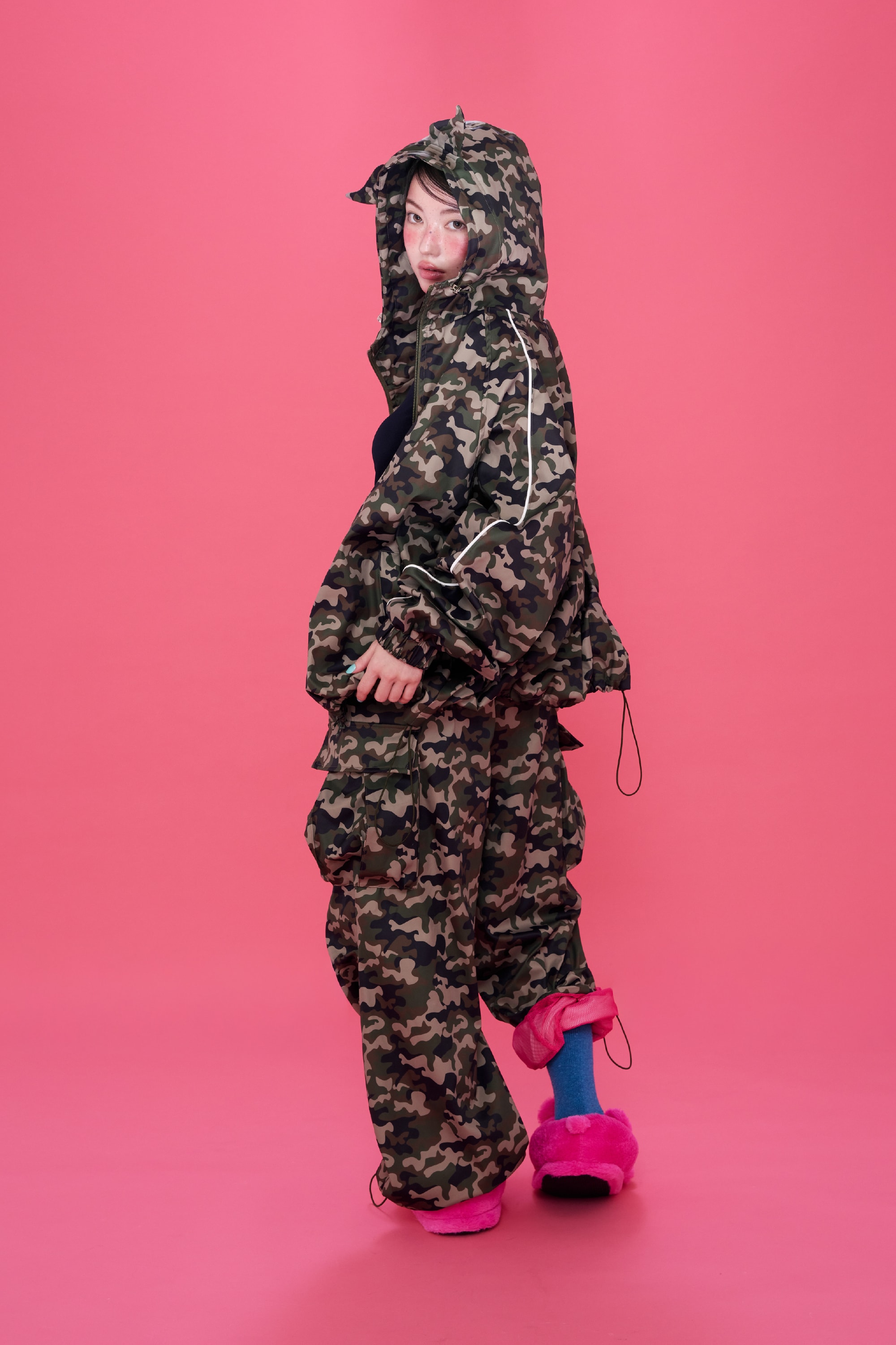 [9/18 순차출고] Wing Camo Windbreaker