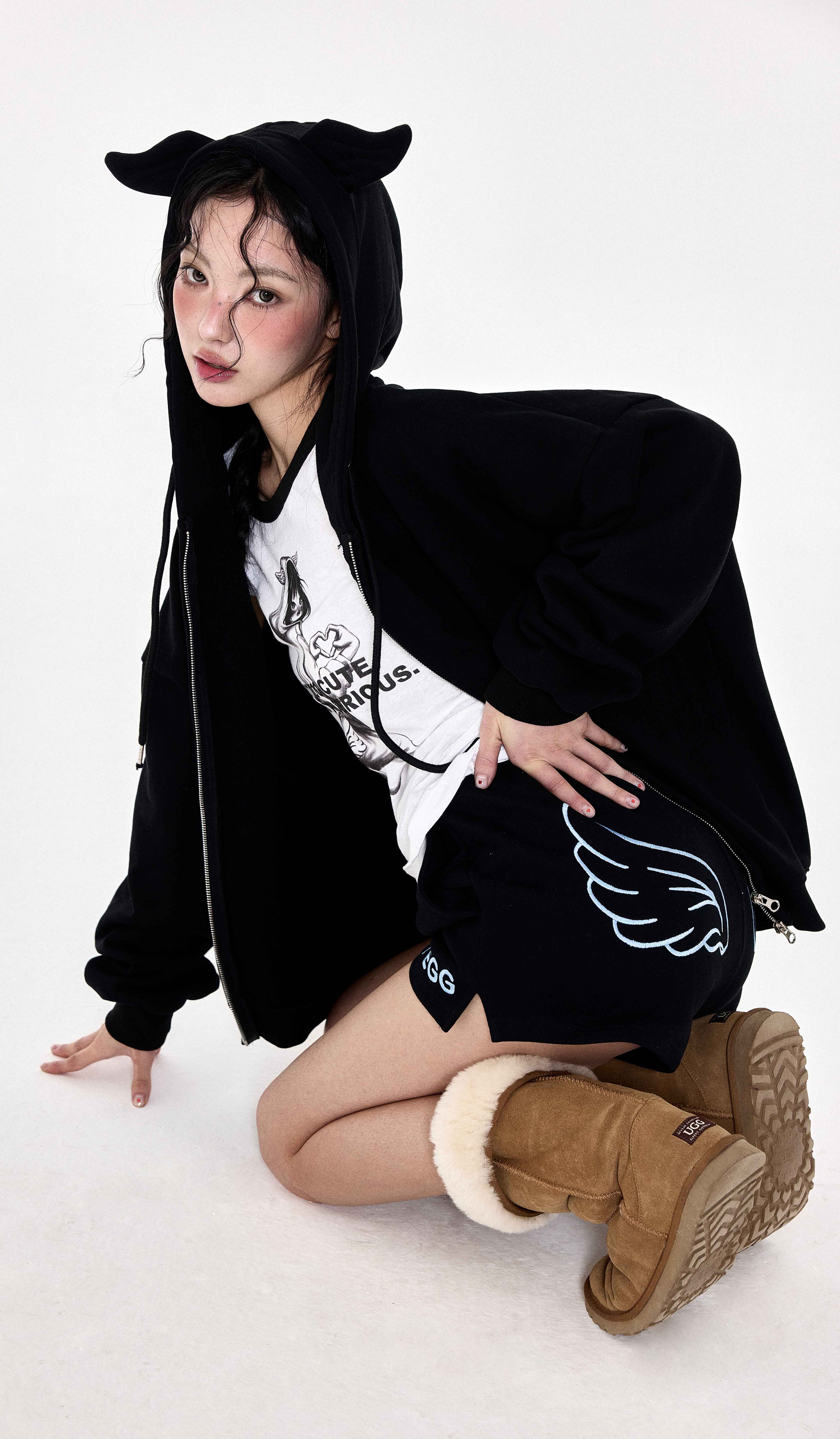 [WARM] Wing Shorts Black