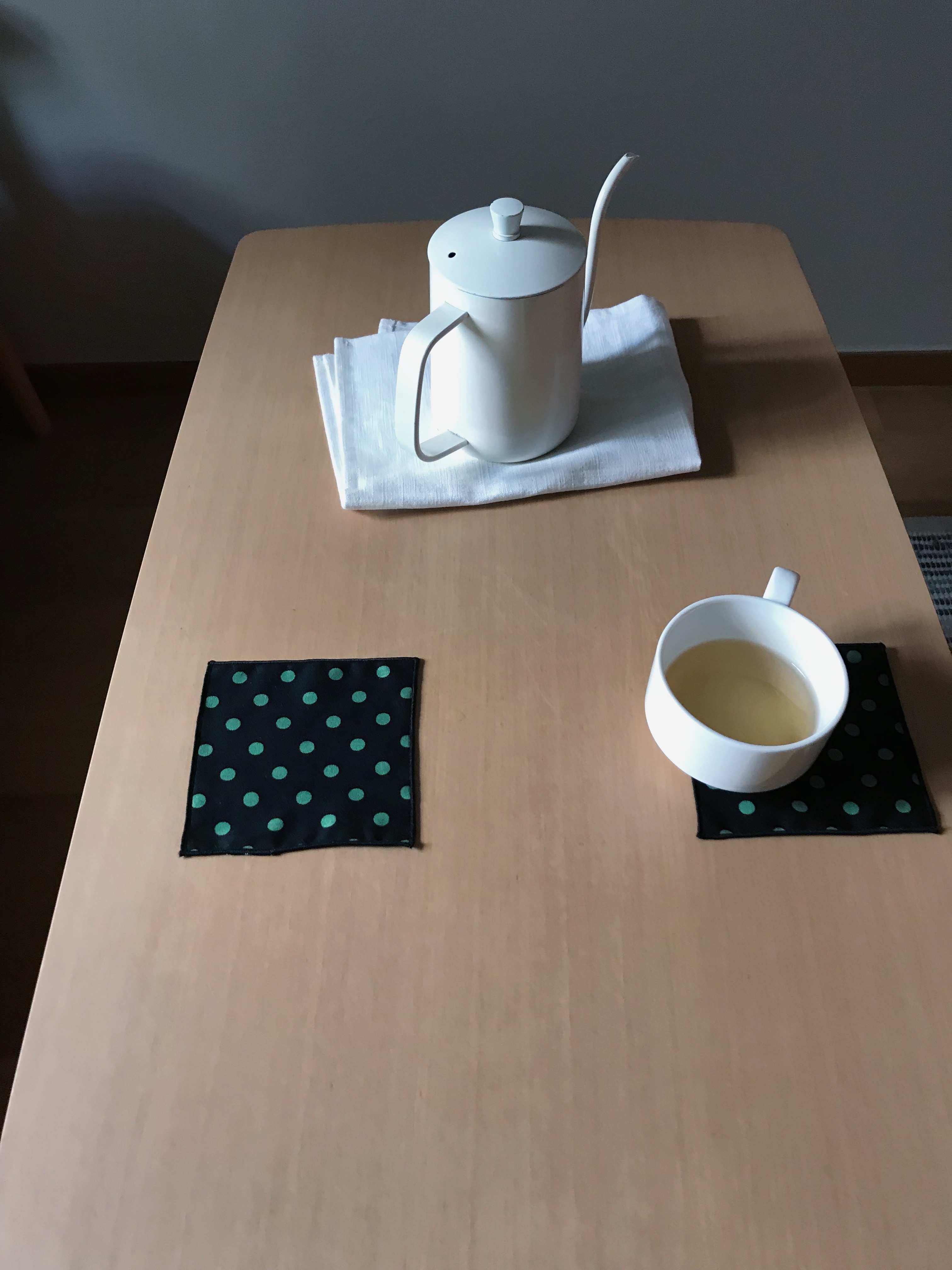 dot coaster