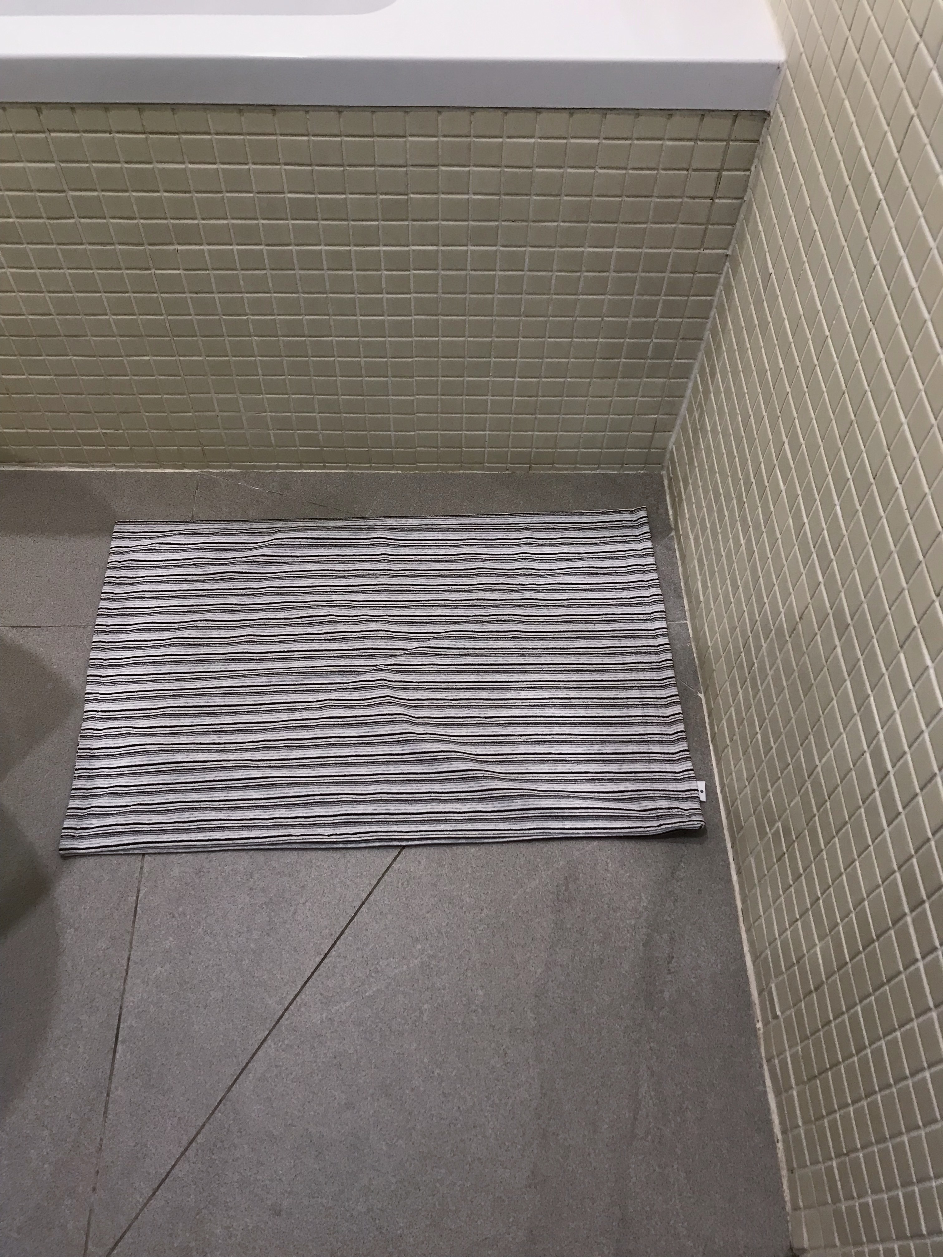 stripe mat