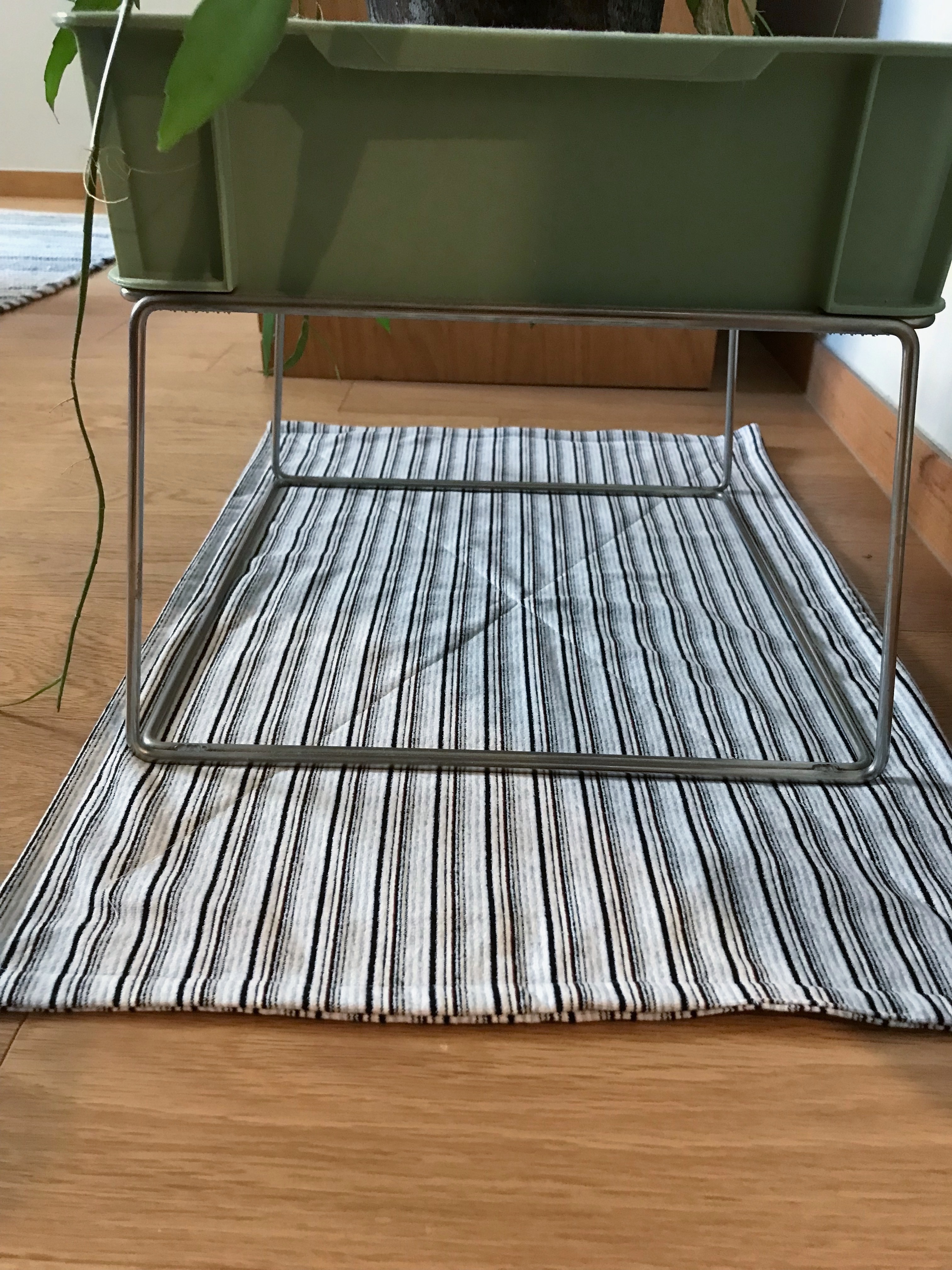 stripe mat