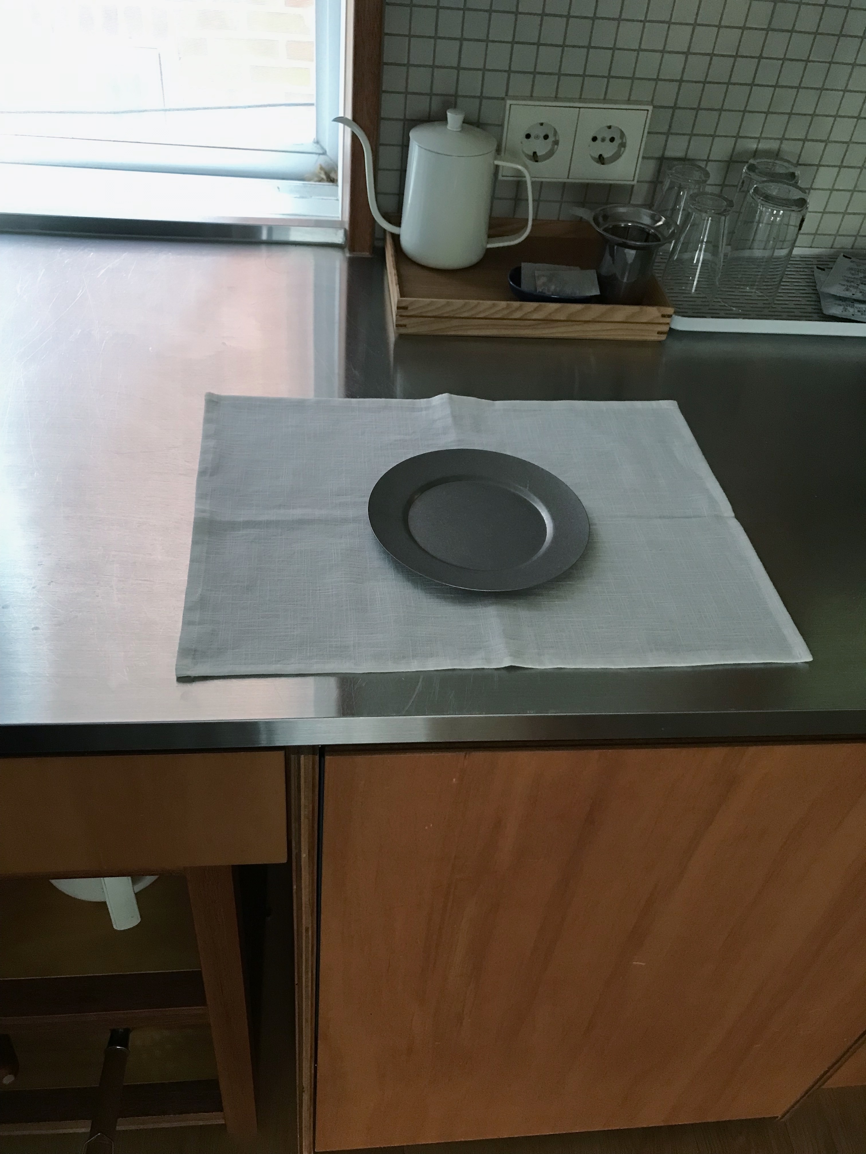 linen table mat (2c)