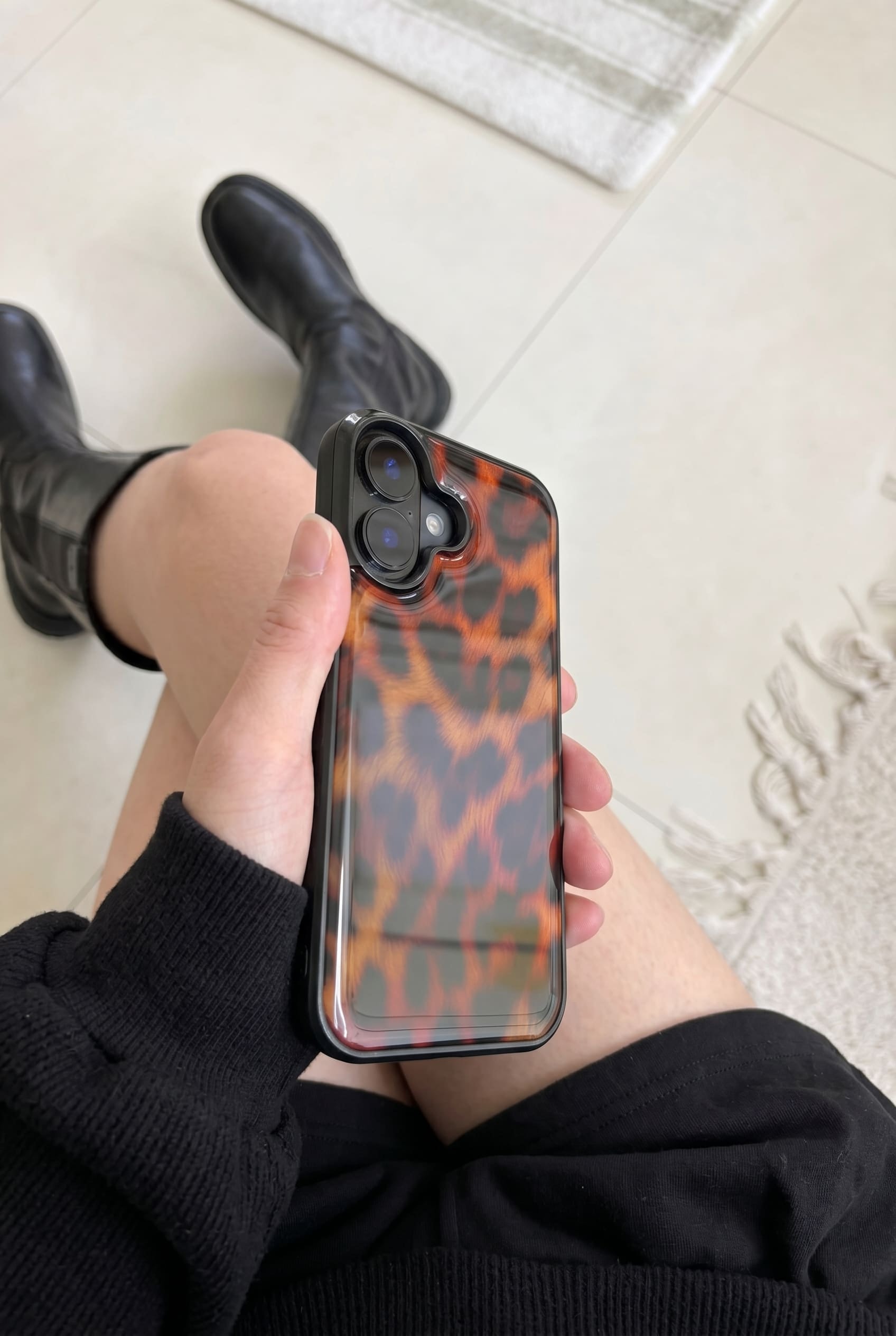 leopard (caramel)