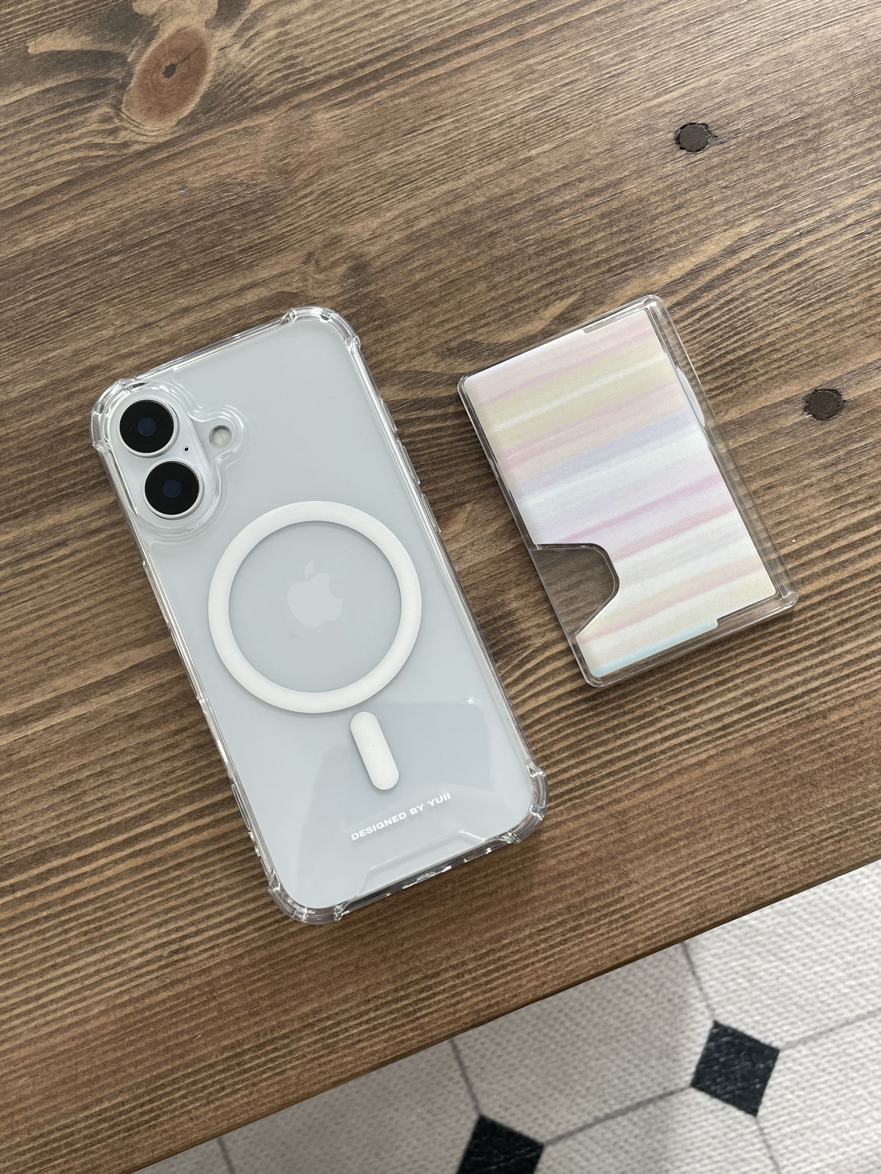 layered (magsafe wallet)