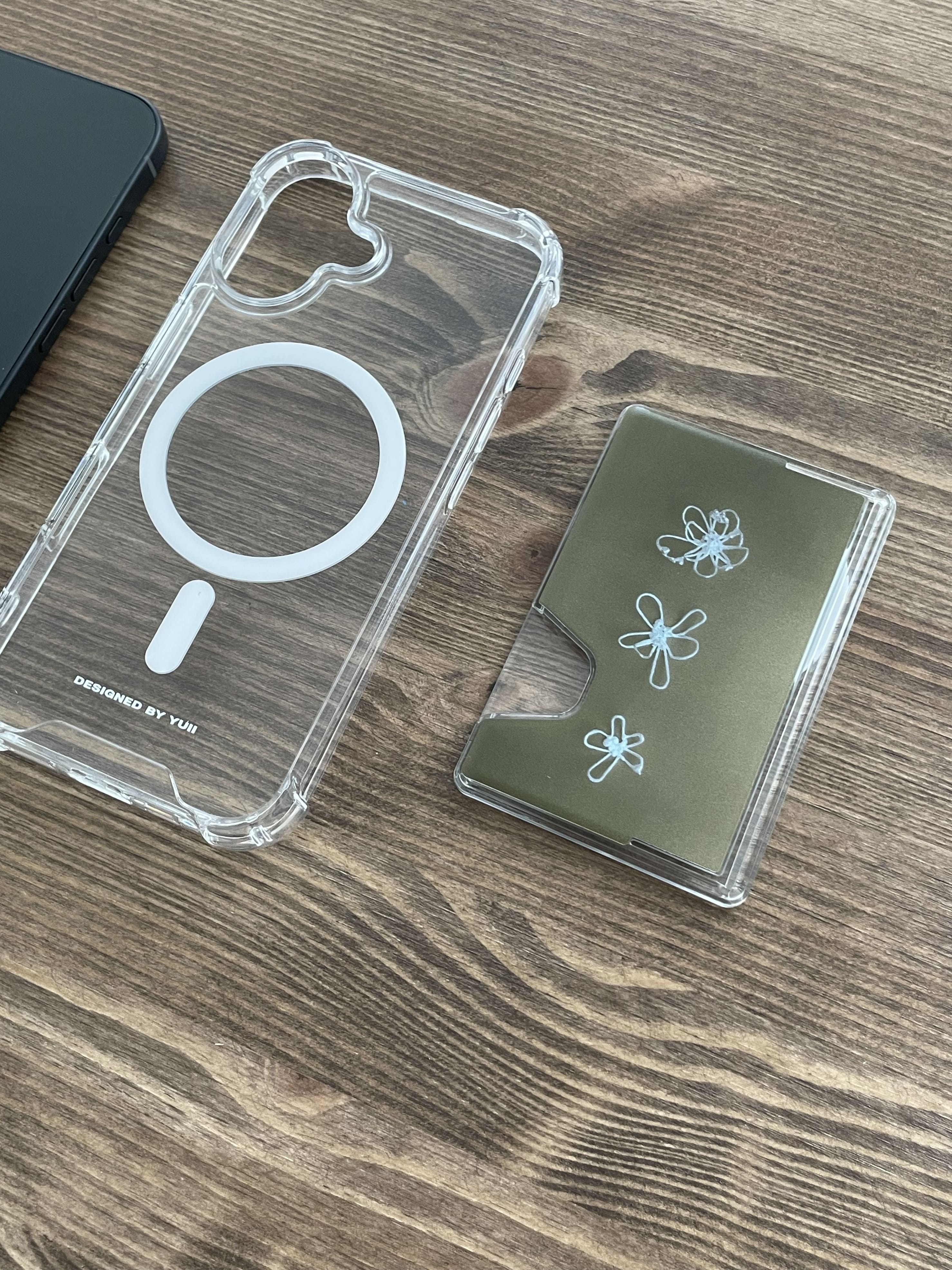 poras (magsafe wallet)