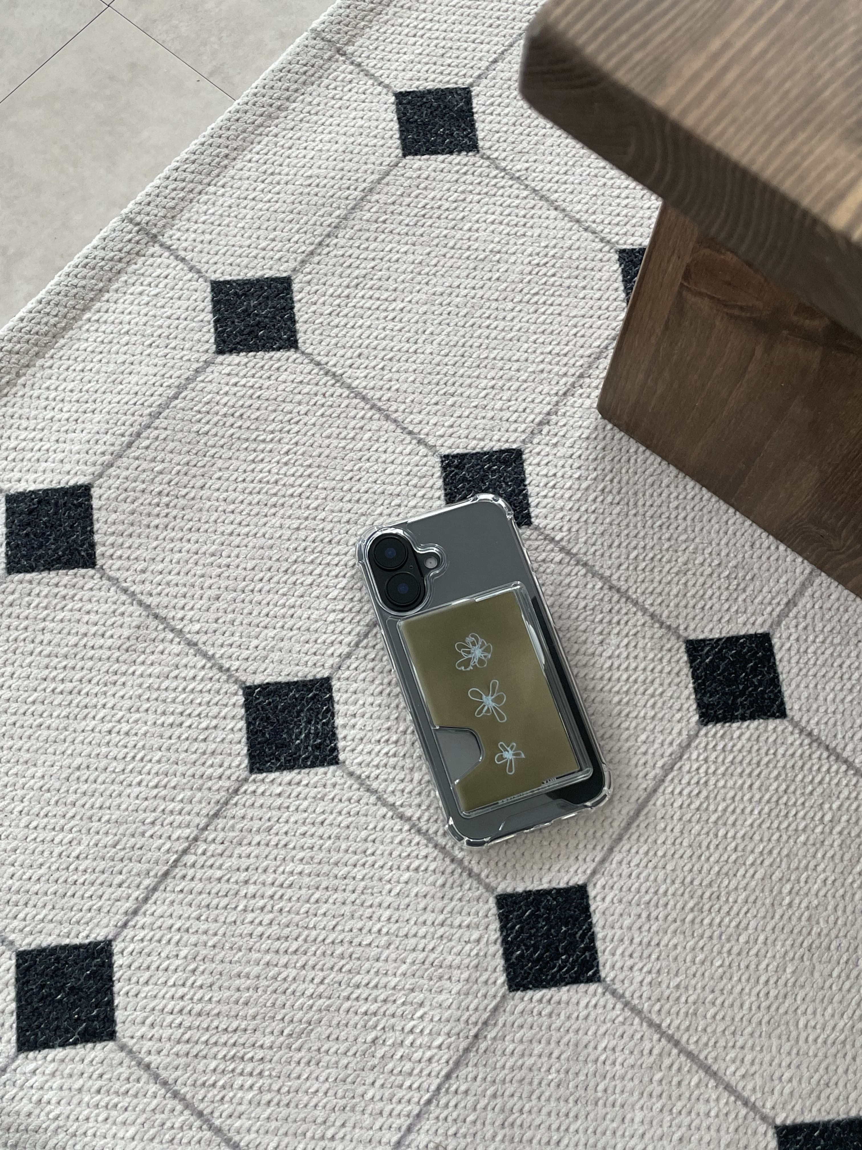 poras (magsafe wallet)