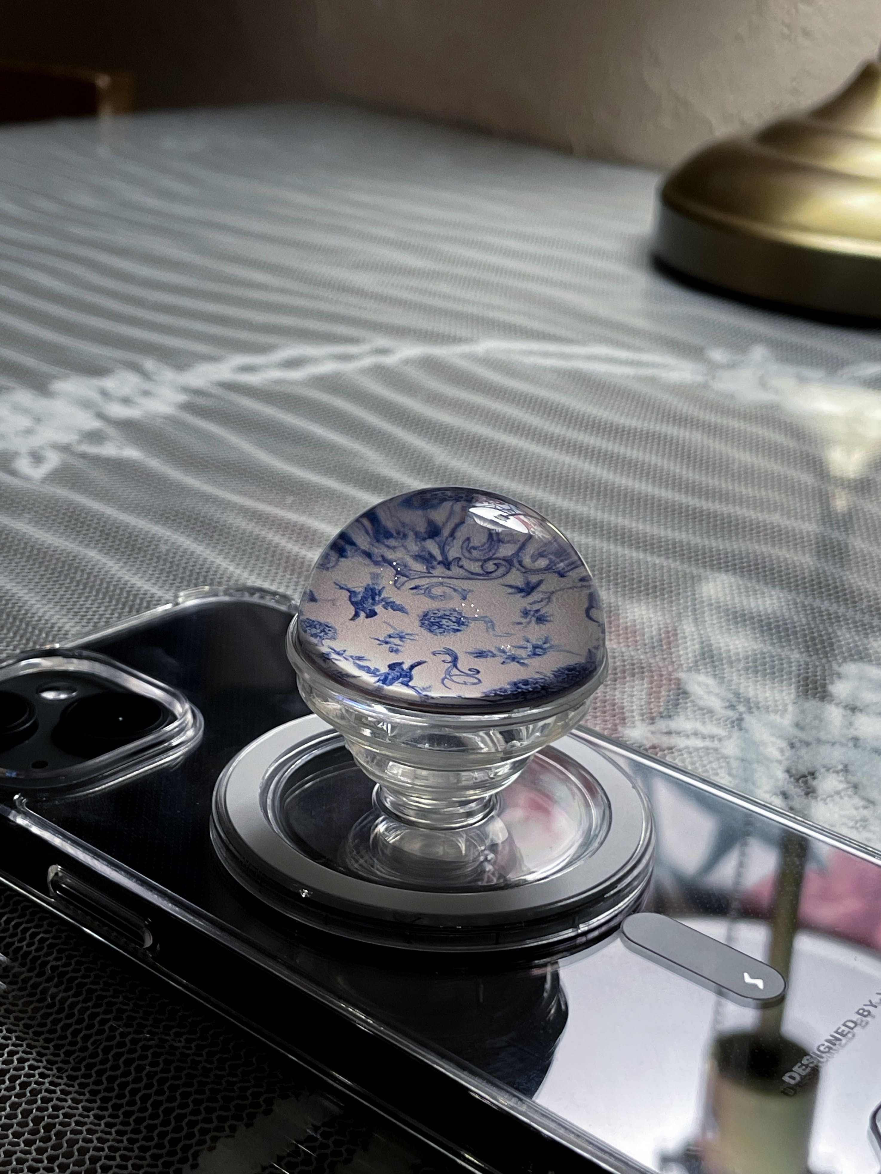 blue pattern plate