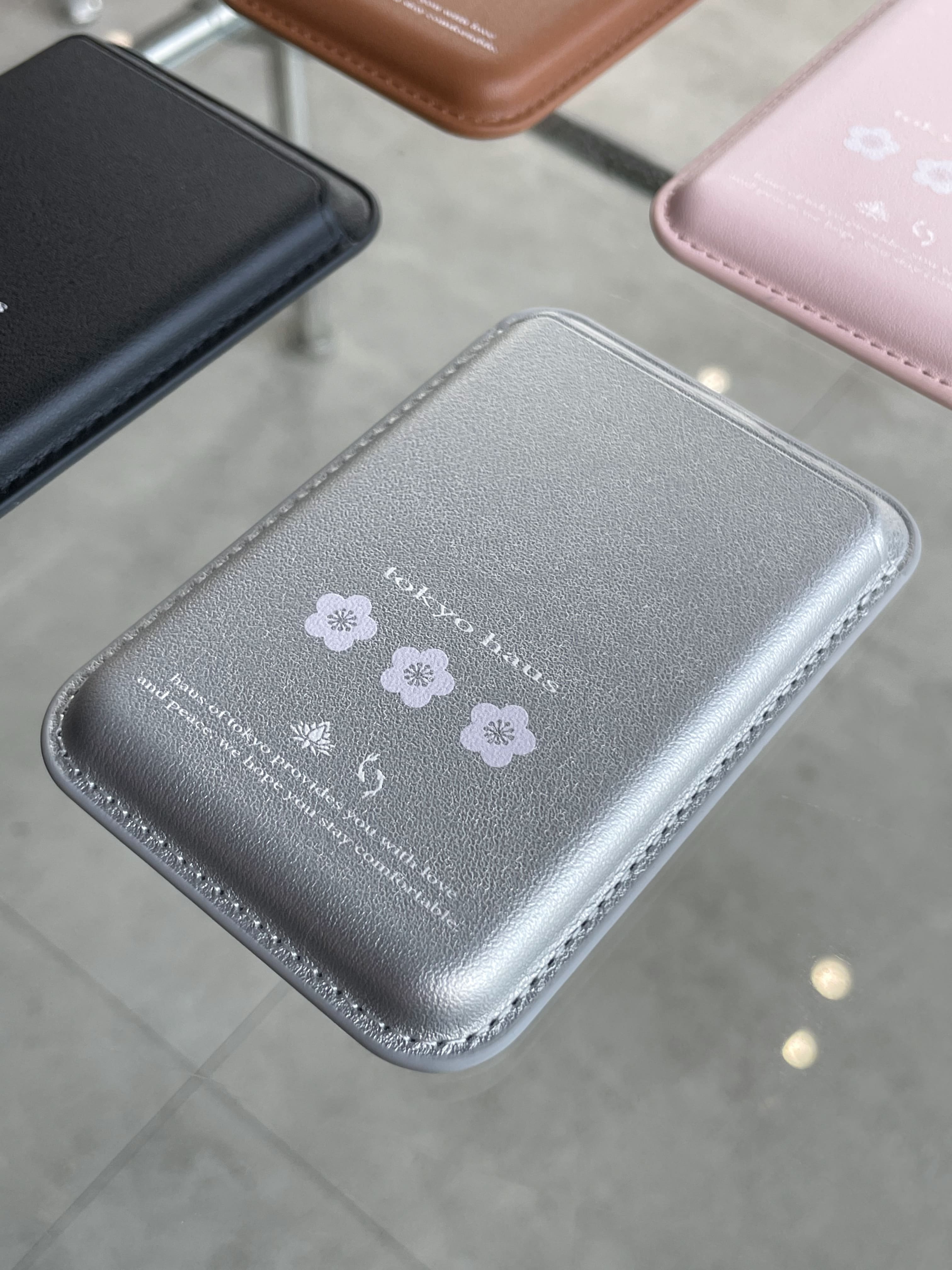 tokyo haus (magsafe leather wallet)