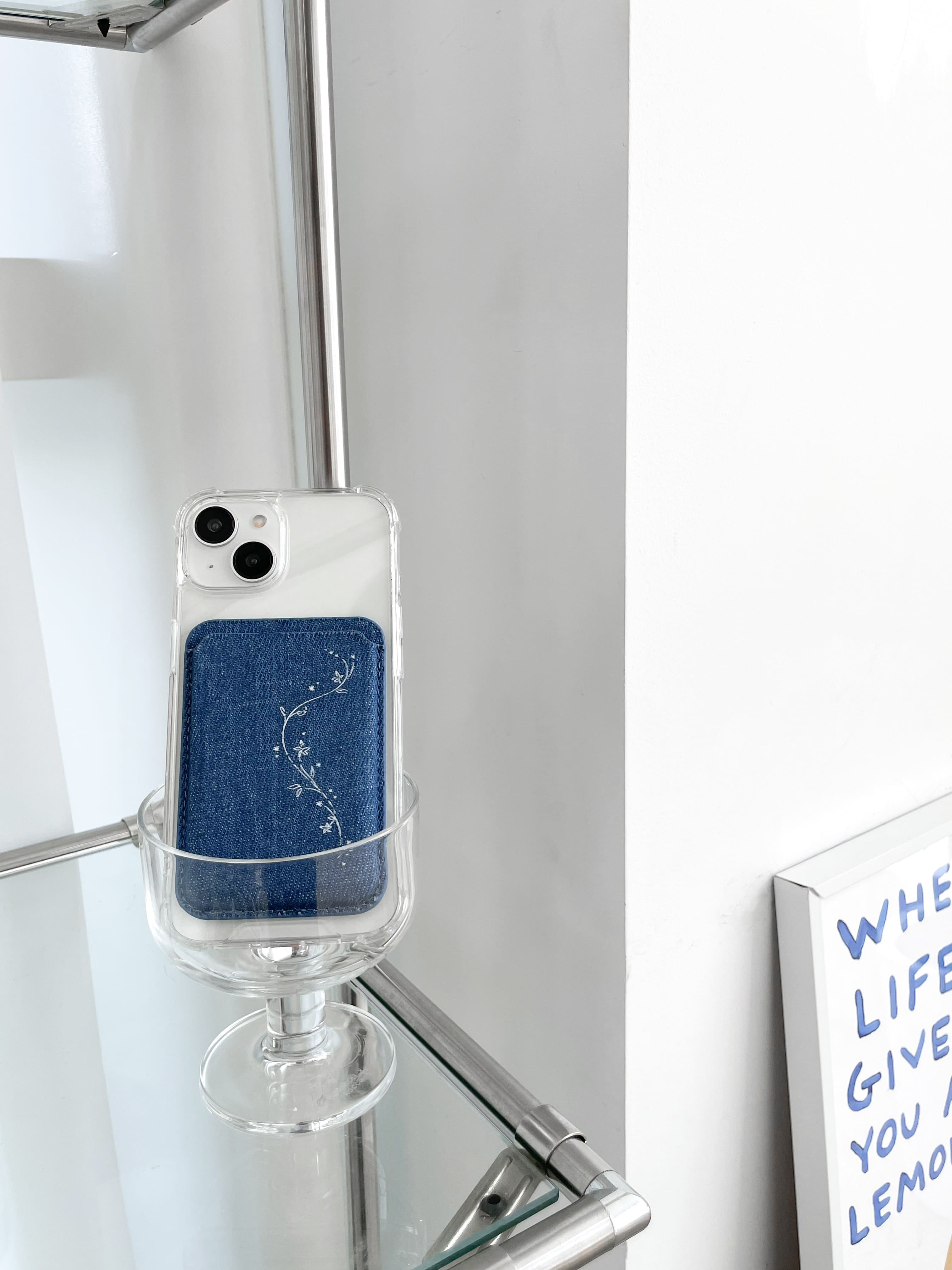 petal (magsafe denim wallet)