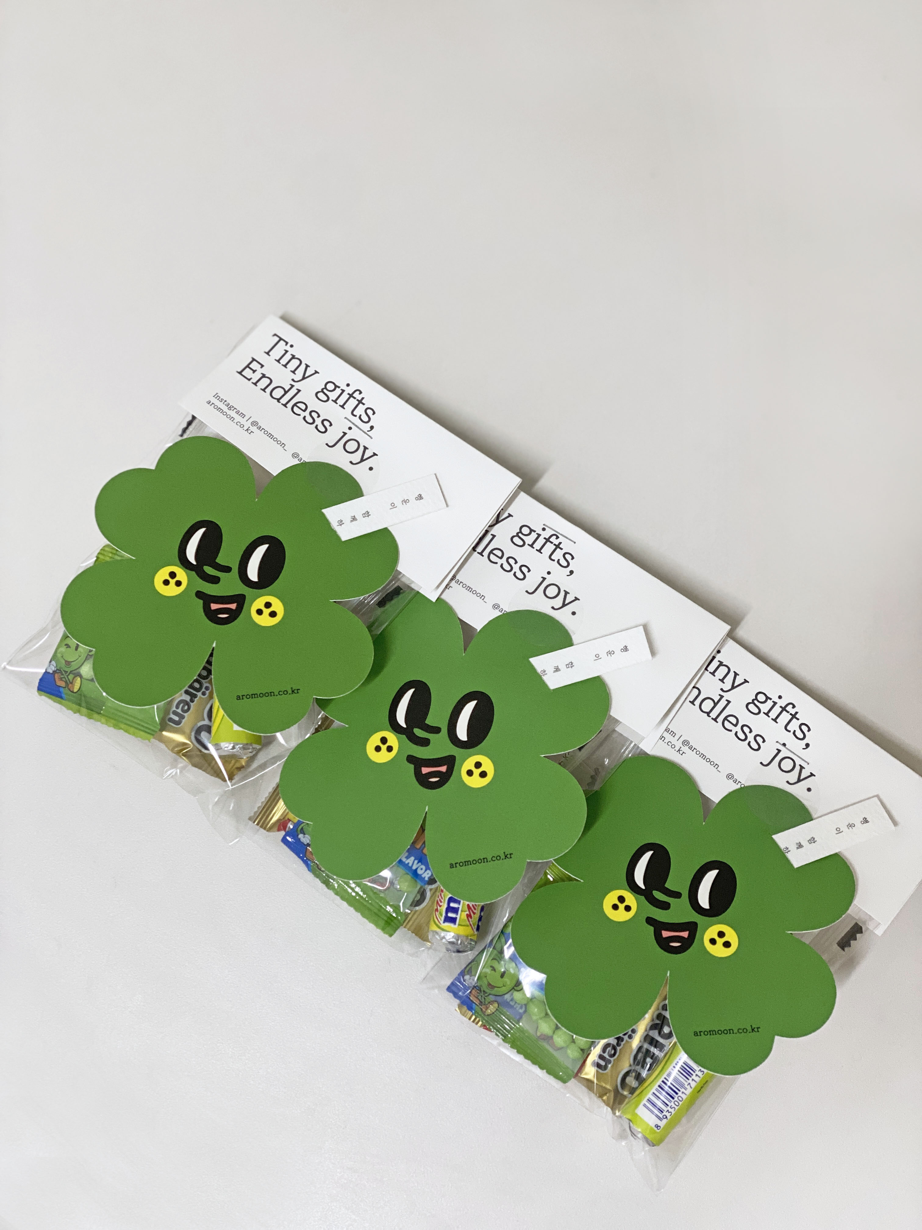 Clover cheering pack