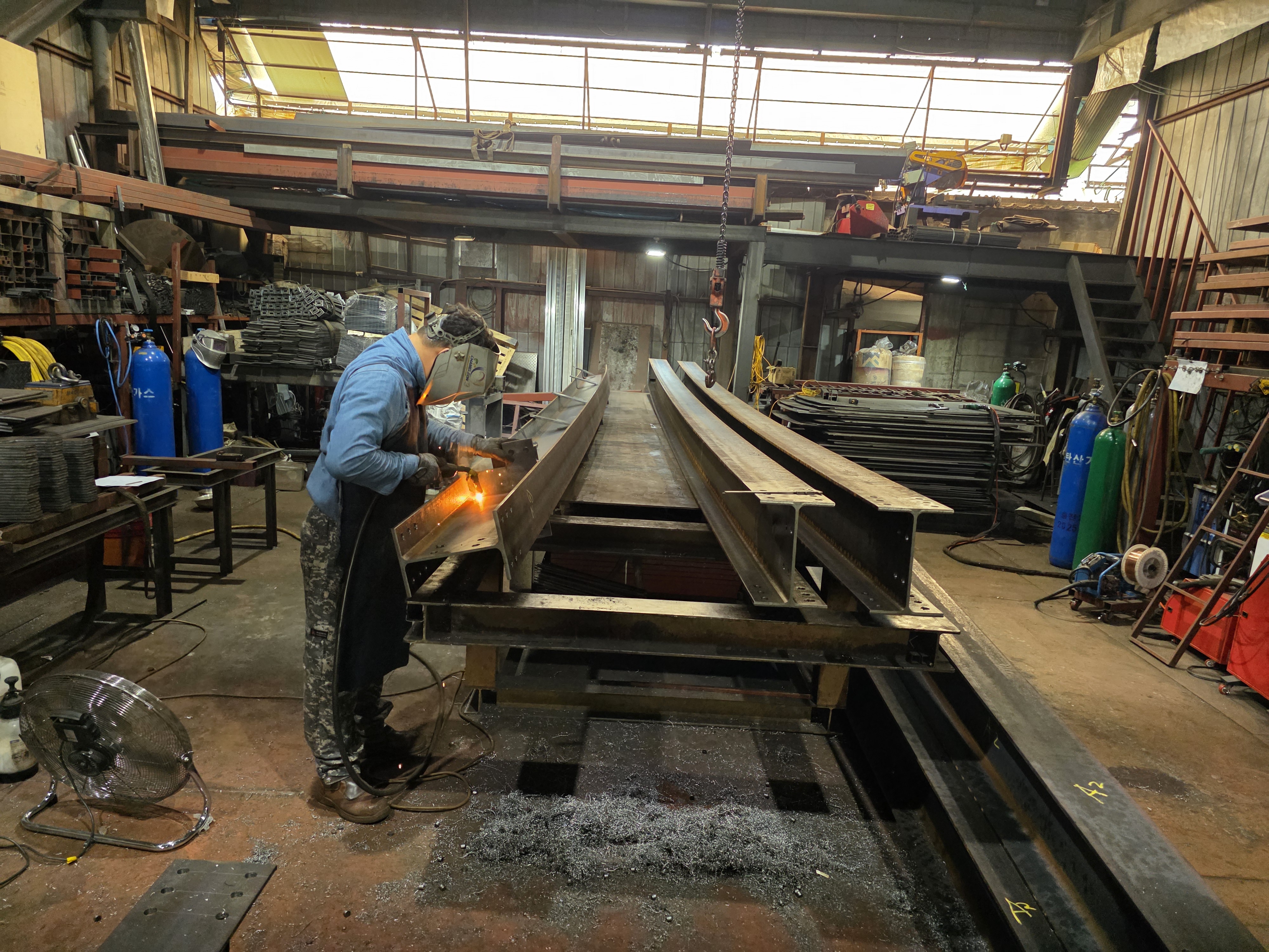 H형강,철판외 다양한 규격